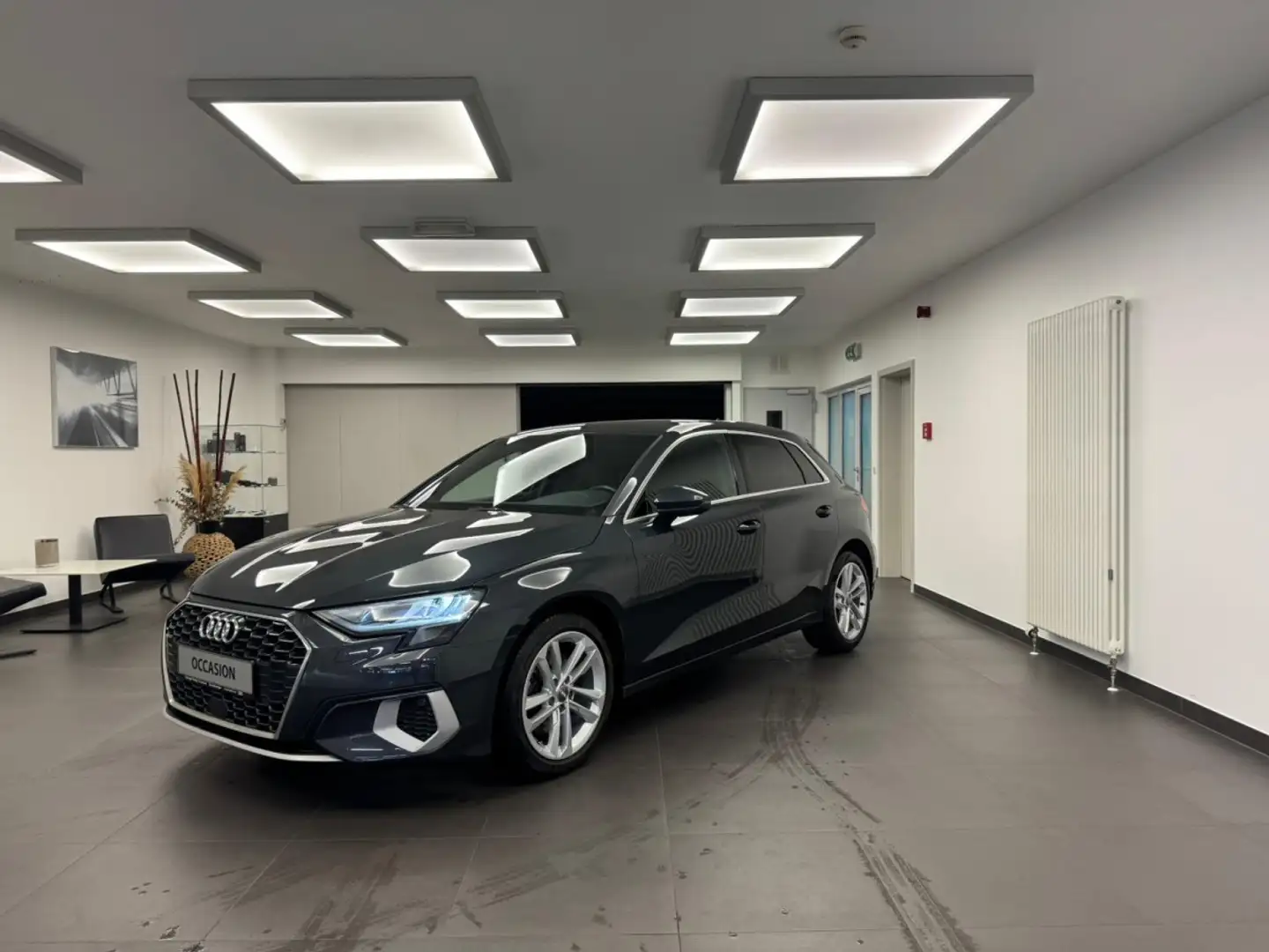 Audi A3 Sportback advanced 35 TFSI 110(150) kW(ch) S troni Grigio - 1