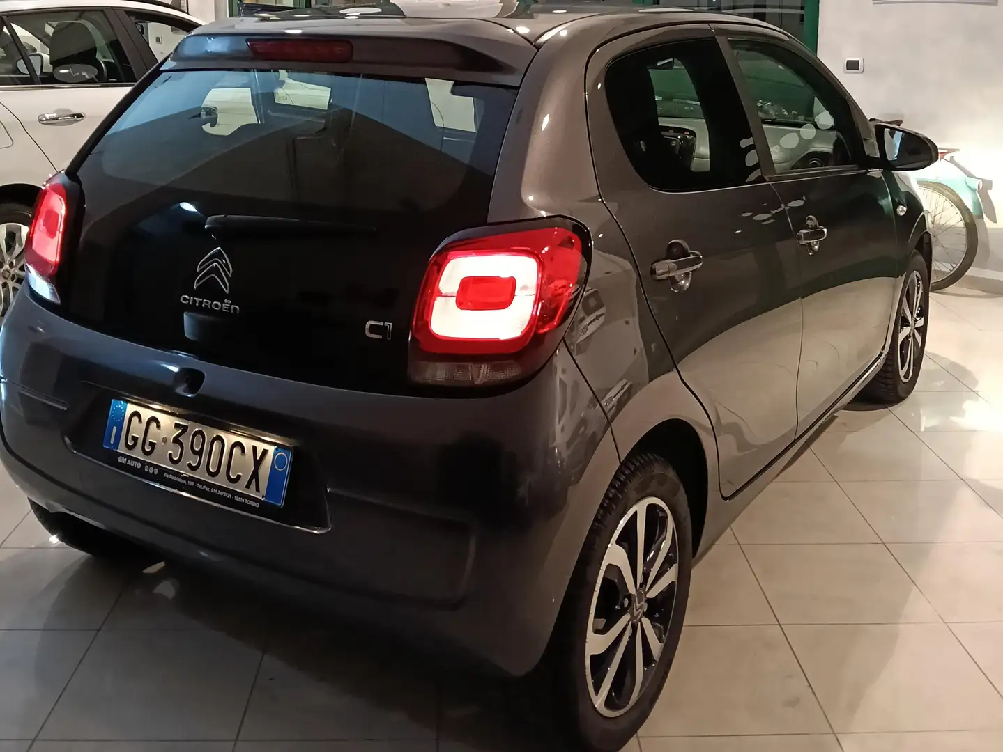 Citroen C1 C1 II 2018 5p 5p 1.0 vti Feel 72cv neopatentati Gris - 1