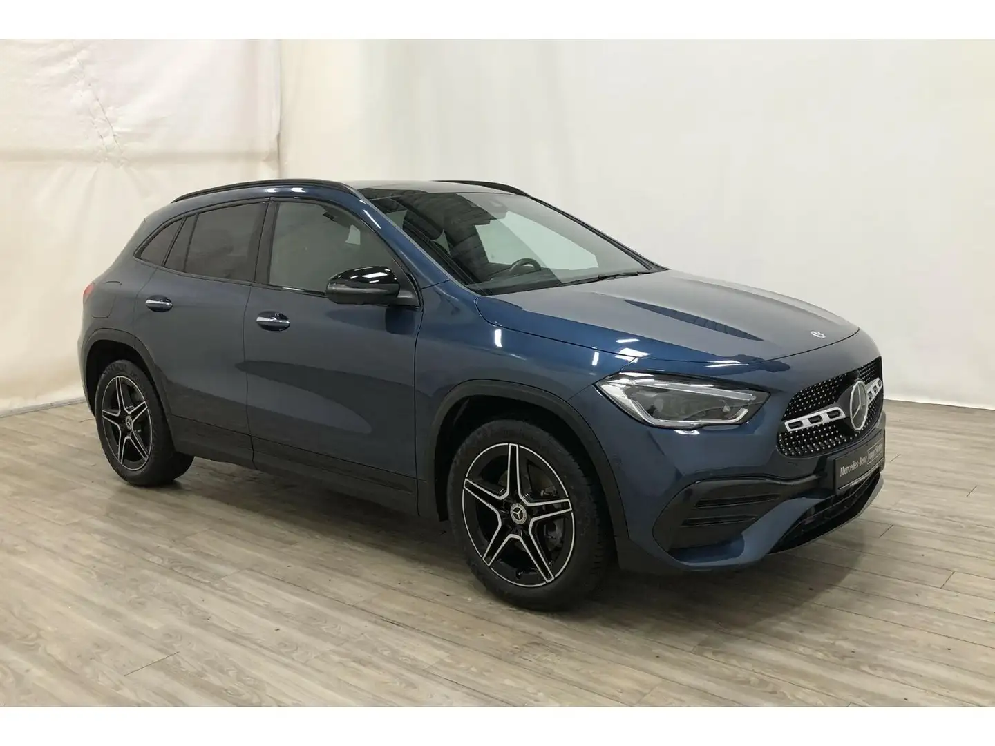 Mercedes-Benz GLA 250 e AMG NIGHT Pano*AHK*360°*MULTIBEAM*Distr Blau - 2