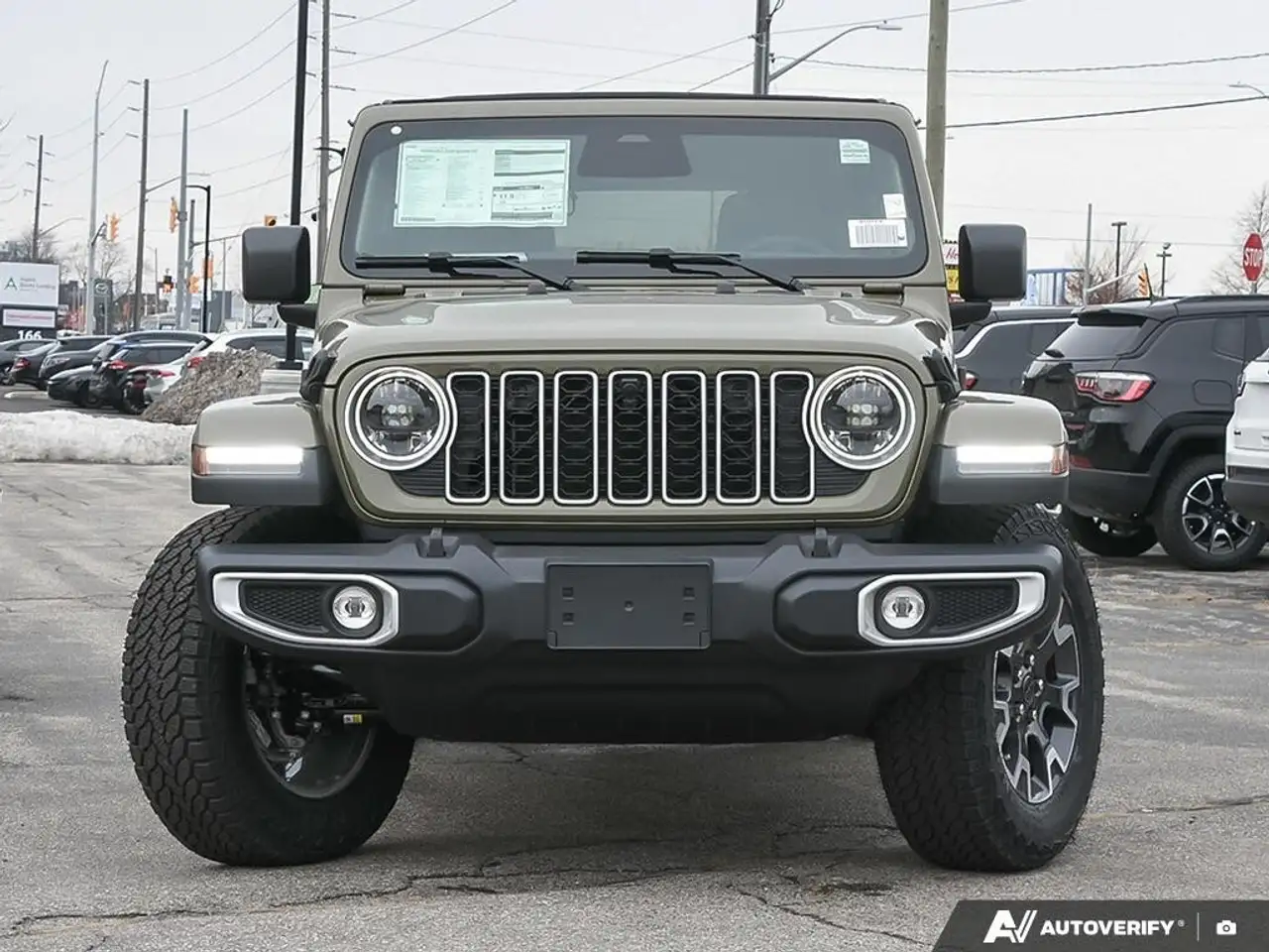 Jeep Wrangler снимка Jeep Wrangler
