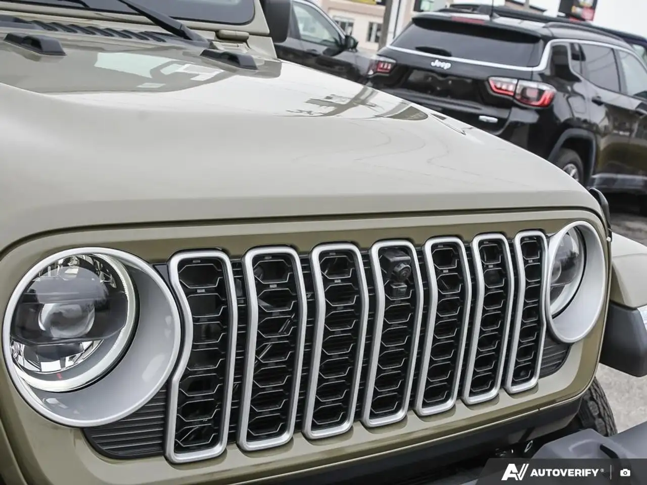 Jeep Wrangler снимка Jeep Wrangler
