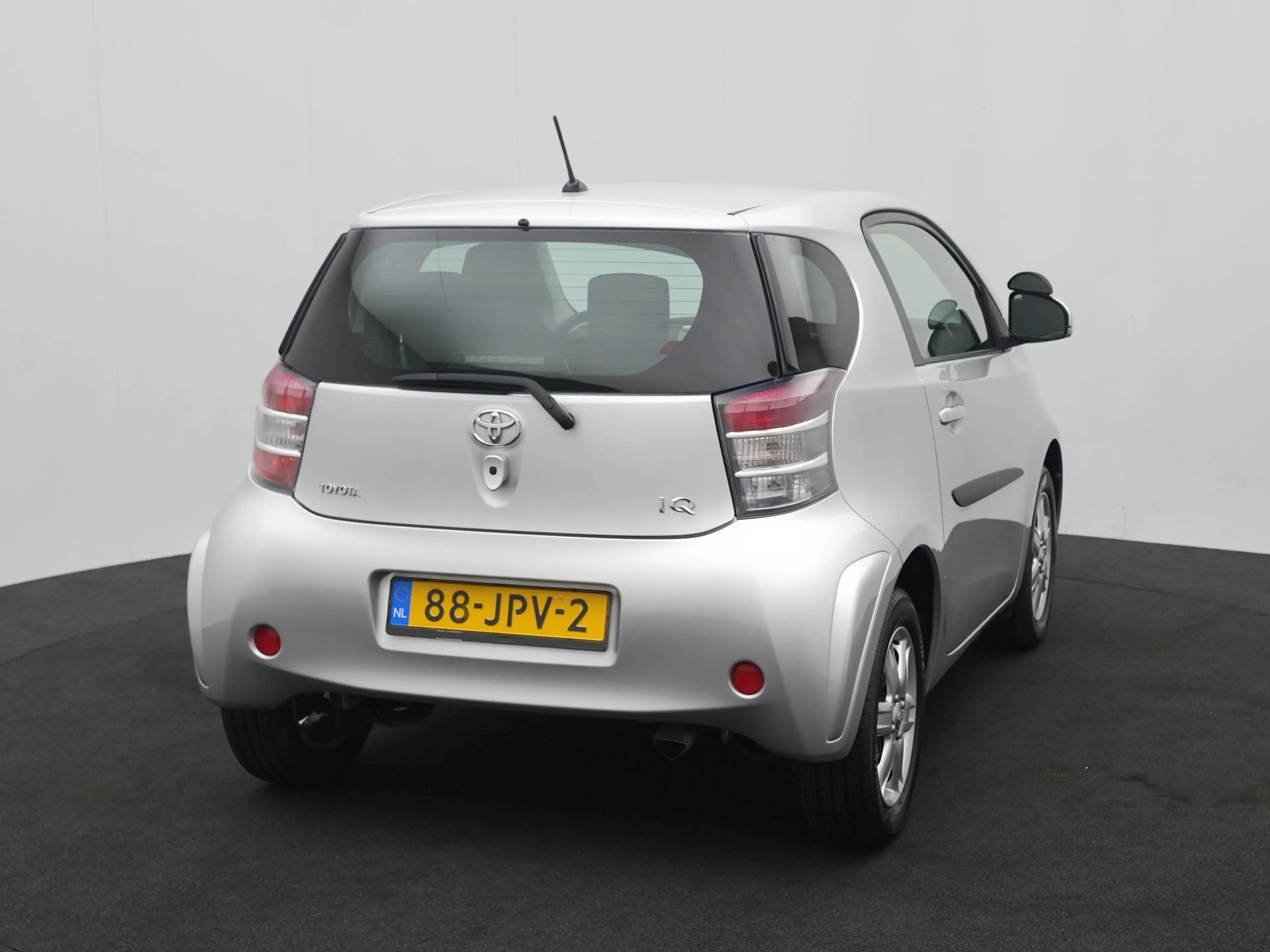 Toyota iQ 1.0 VVTi Comfort | Airco | Elektrische ramen | Rec — photo 13