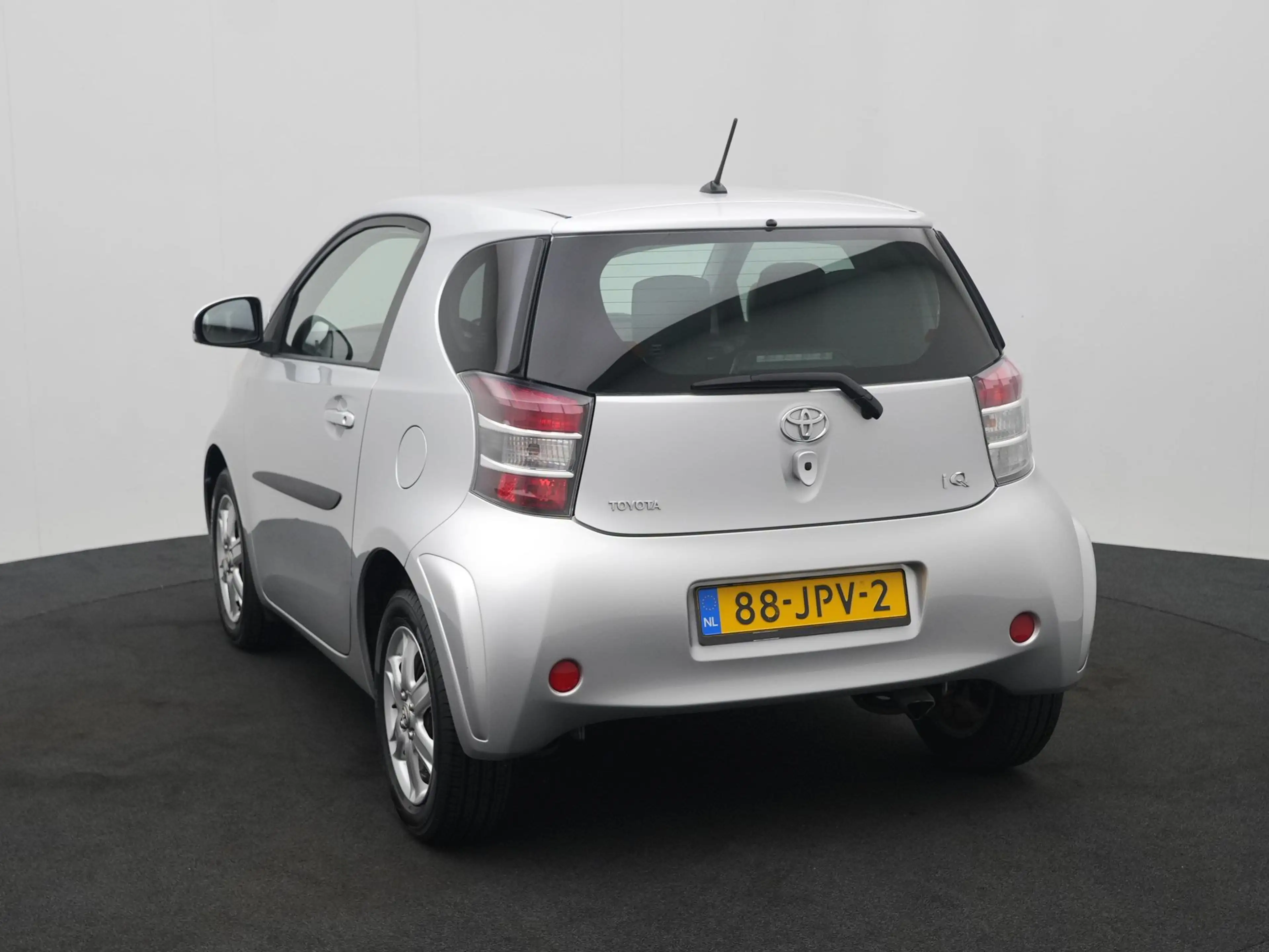 Toyota iQ 1.0 VVTi Comfort | Airco | Elektrische ramen | Rec — photo 12