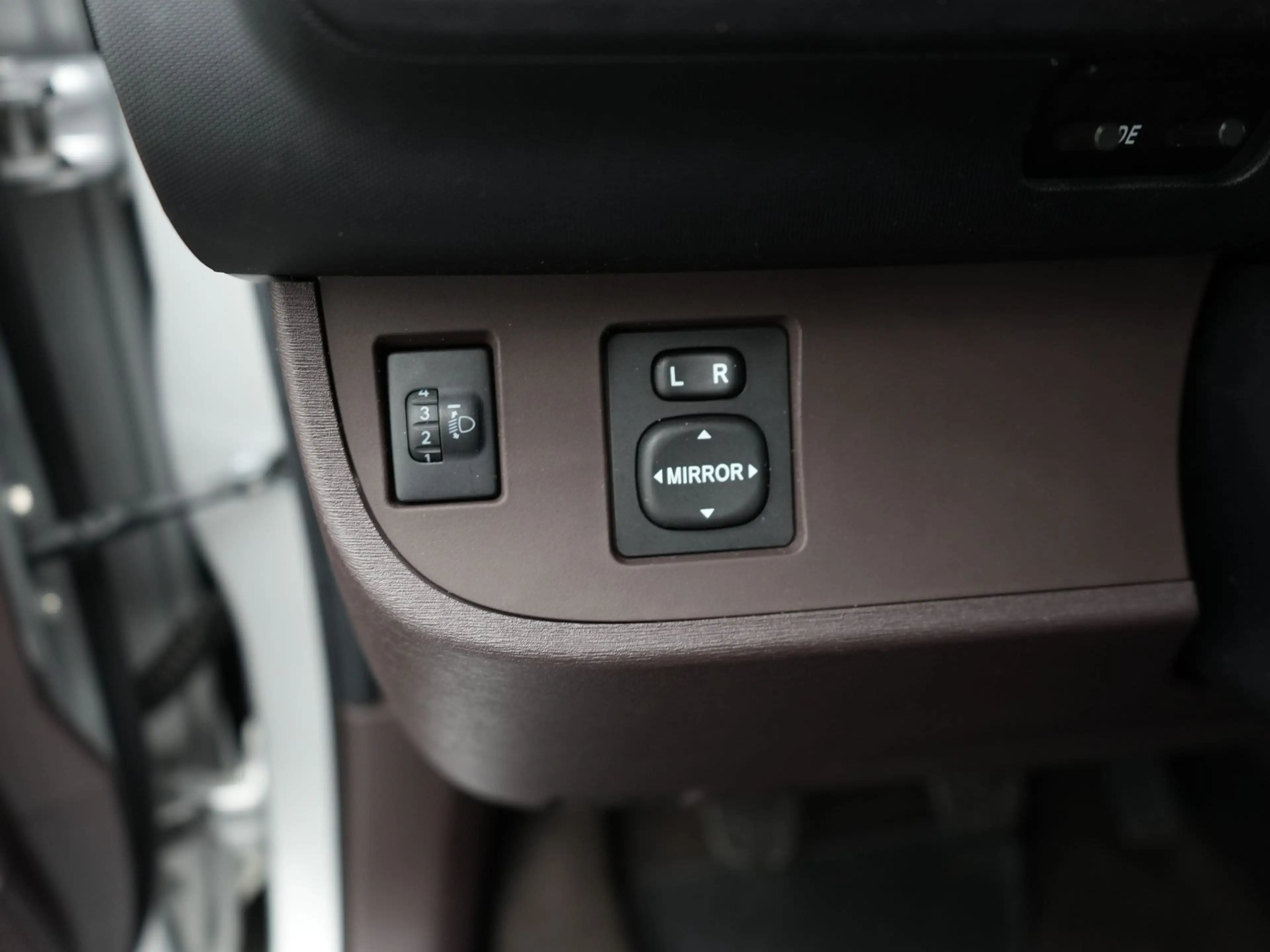 Toyota iQ 1.0 VVTi Comfort | Airco | Elektrische ramen | Rec — photo 8