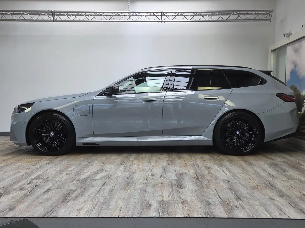 BMW M5 To. AHK Sitzlüftung B&W ACC 360° Driver 3