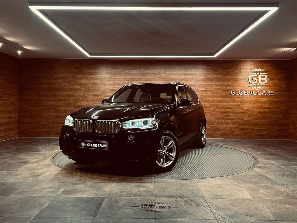 BMW X5 xDrive 40e - foto 1