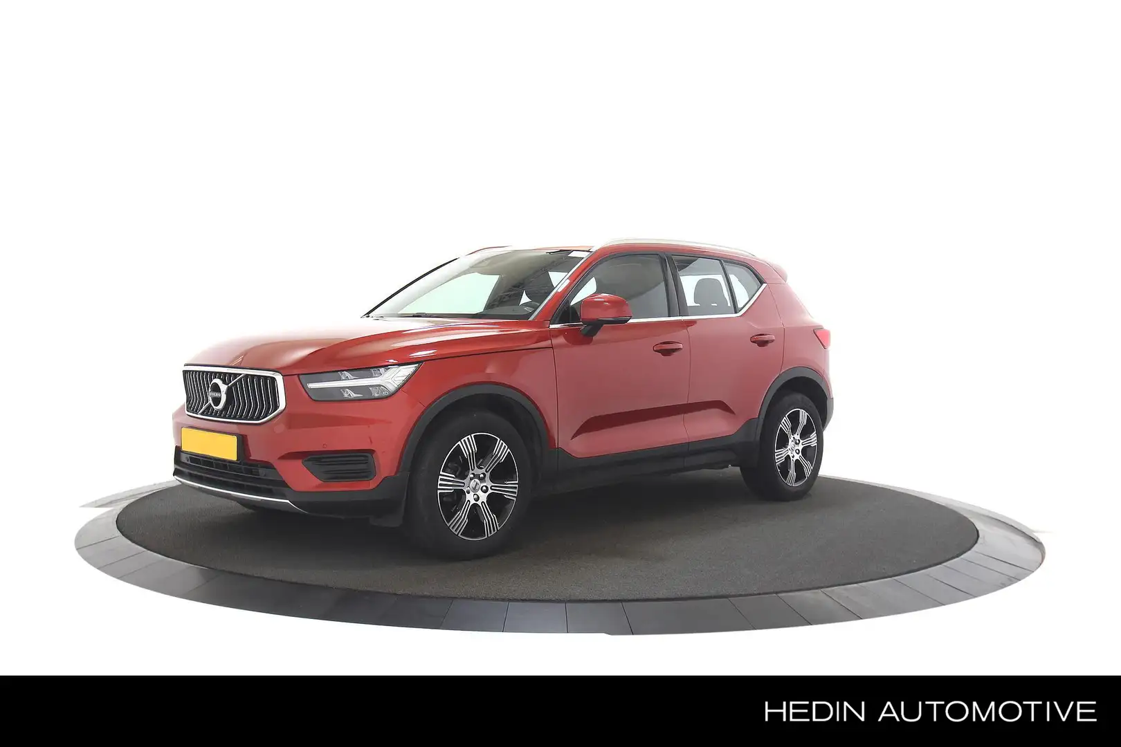 Volvo XC40 T3 Inscription Automaat 163pk| Leder Interieur | S Rood - 1