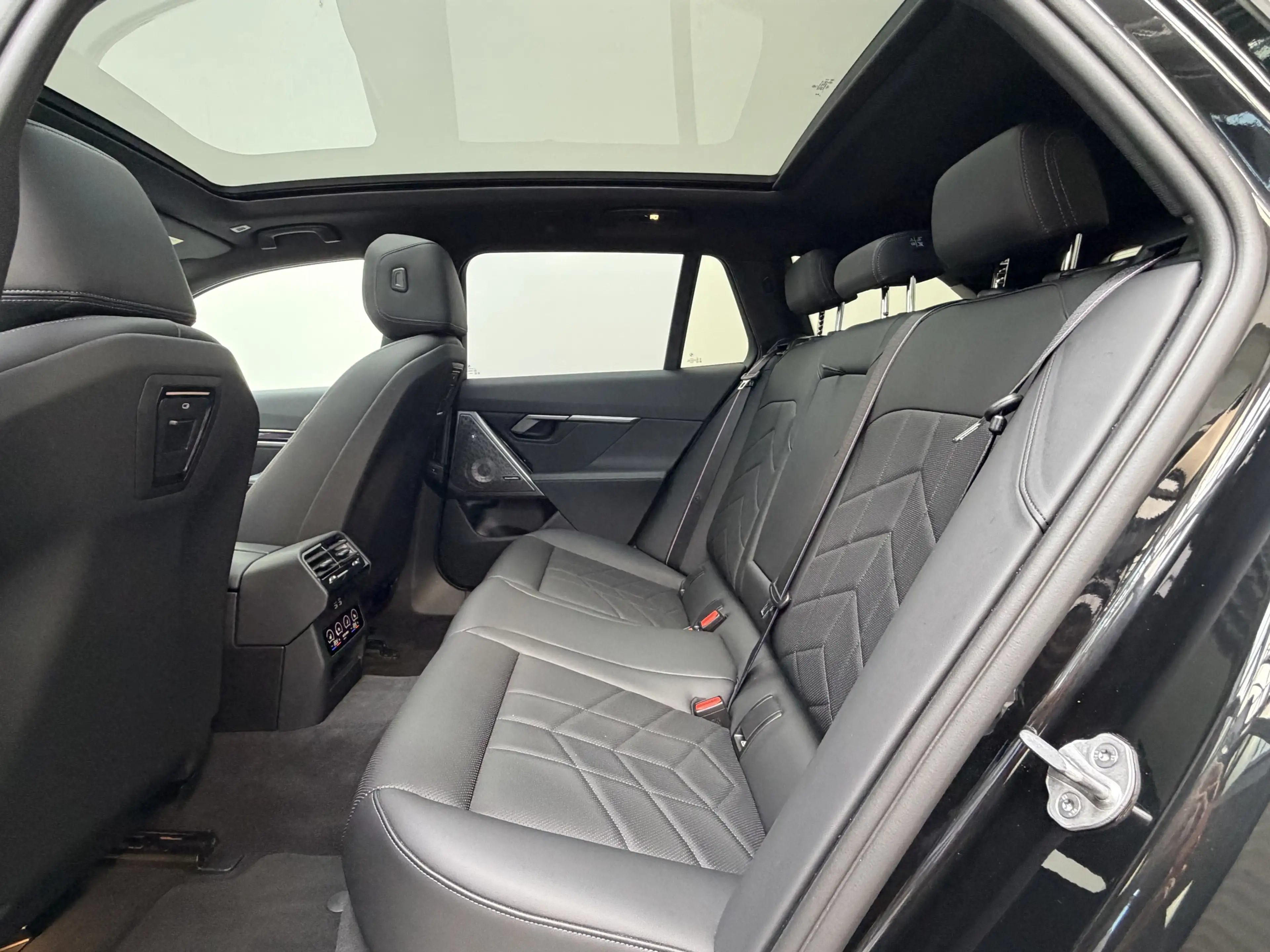 BMW 540 xDr M Sport Pro Pano ACC 20Zoll Sitzlüf AHK — photo 21