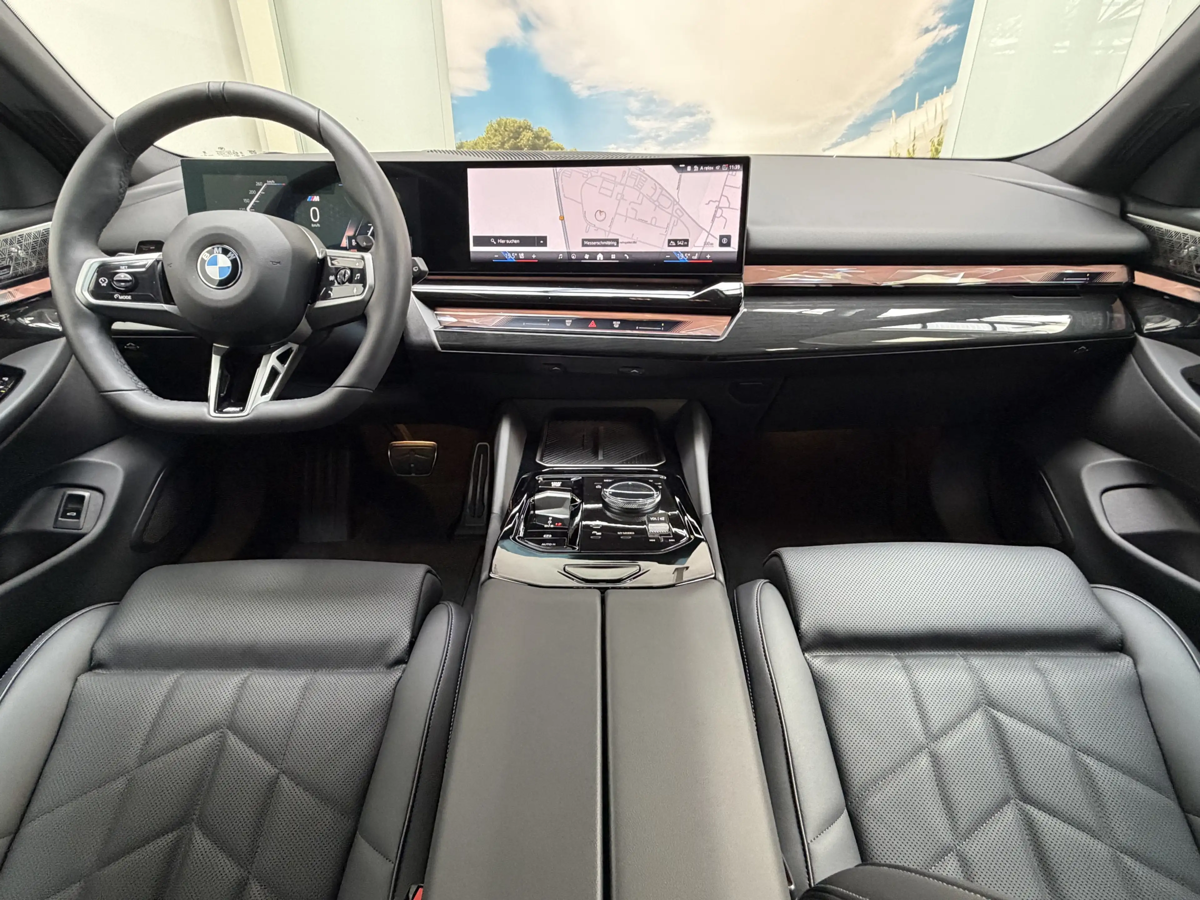 BMW 540 xDr M Sport Pro Pano ACC 20Zoll Sitzlüf AHK — photo 7