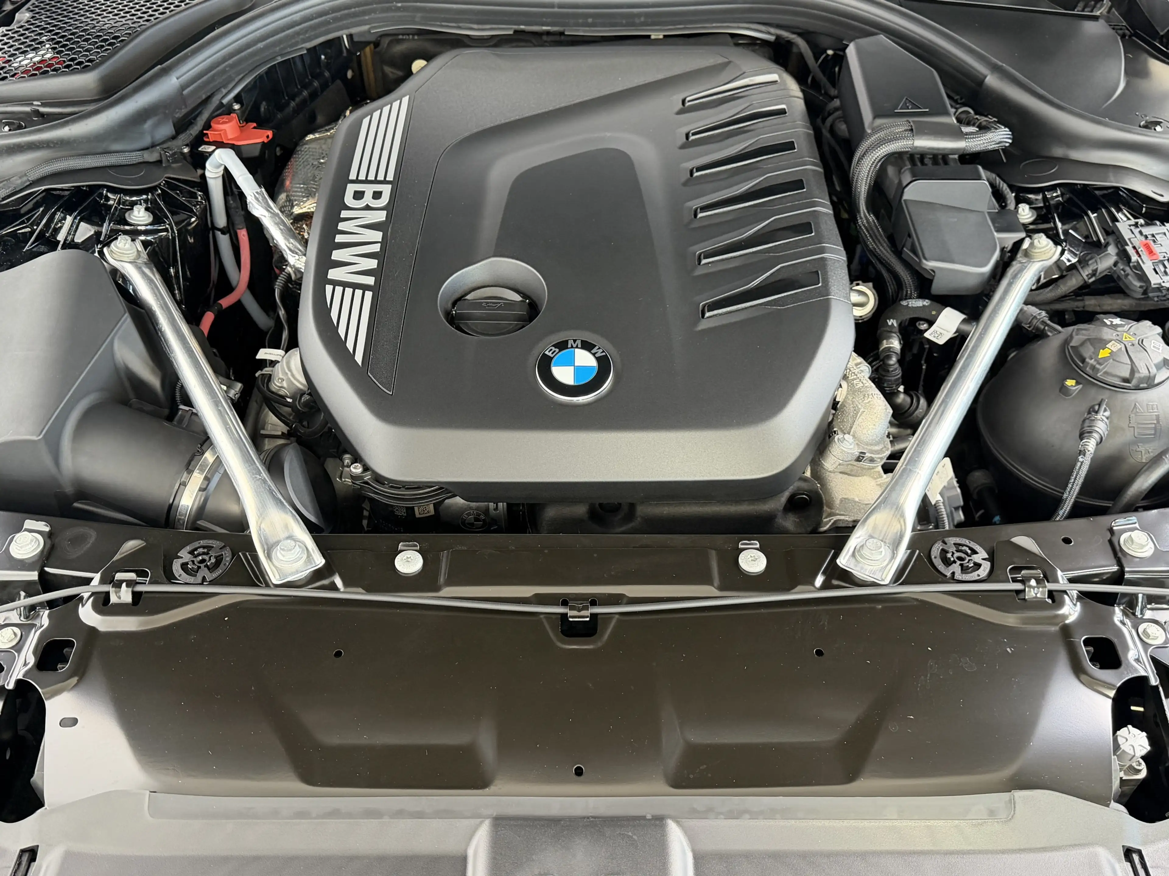BMW 540 xDr M Sport Pro Pano ACC 20Zoll Sitzlüf AHK — photo 39