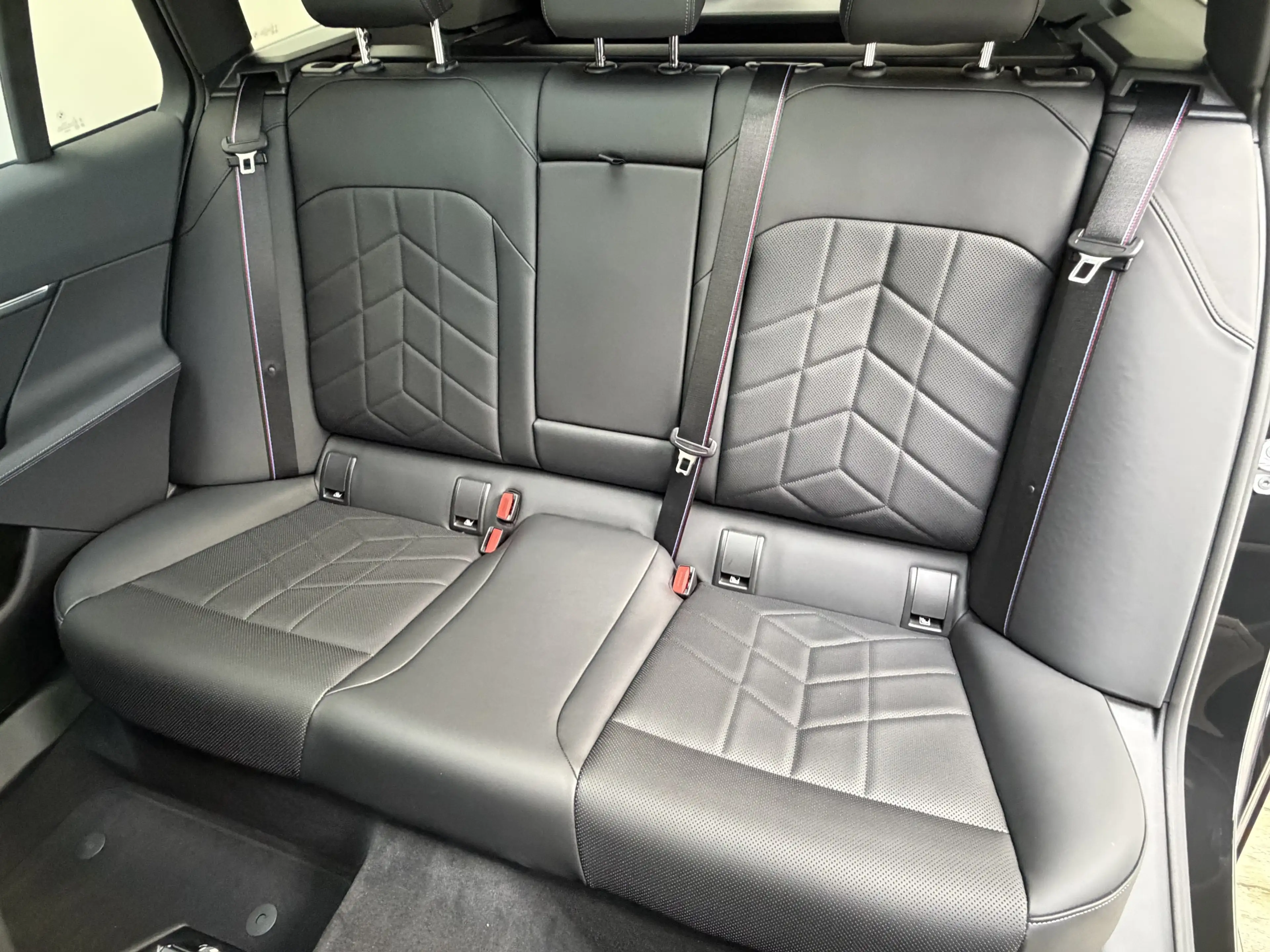 BMW 540 xDr M Sport Pro Pano ACC 20Zoll Sitzlüf AHK — photo 20