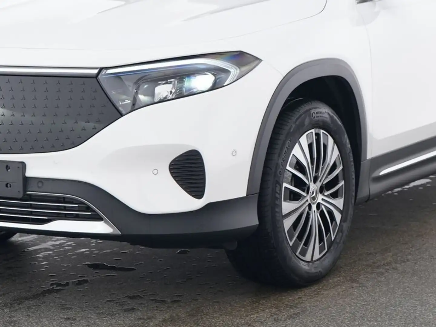 Mercedes-Benz EQB 300 4M ProgressAdvancedPlus/7Sitzer/Distr. Weiß - 2