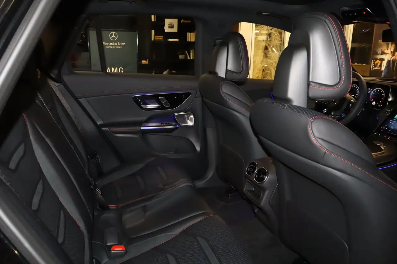 Mercedes-Benz GLC снимка Mercedes-Benz GLC
