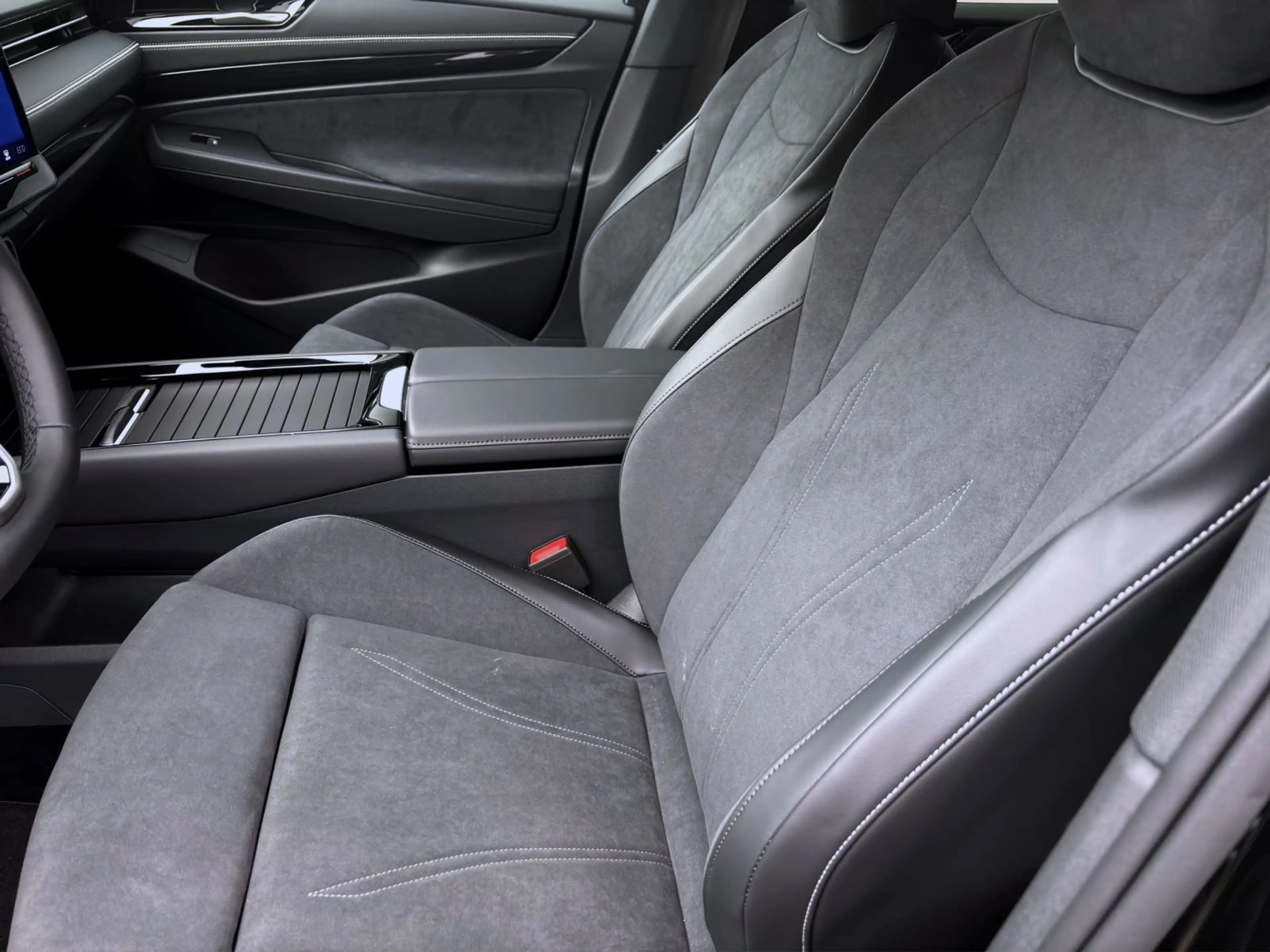 Volkswagen ID.7 PRO S AHK NAVI KAMERA SITZHZG IQ.LIG — photo 10