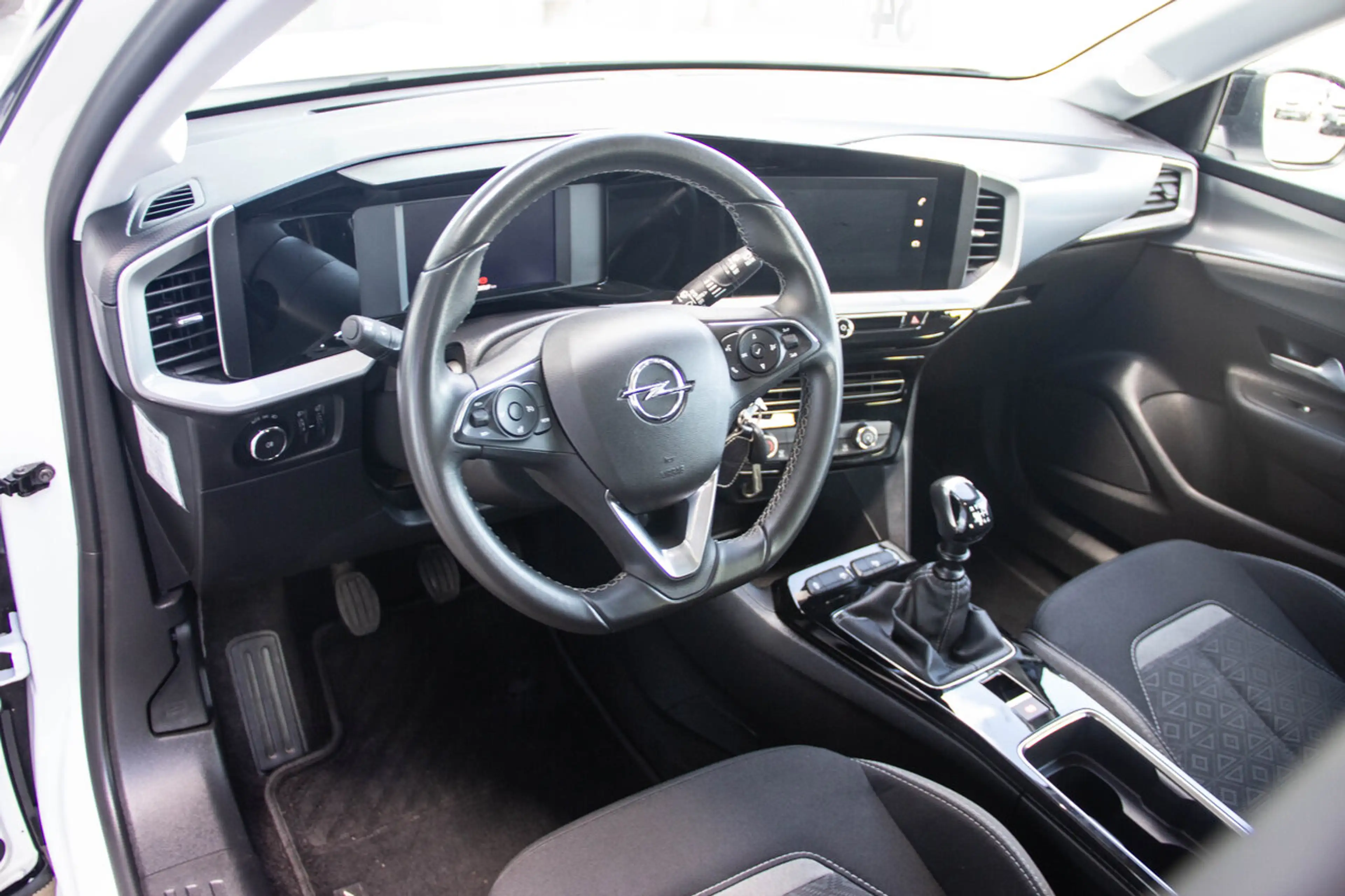 Opel Mokka EDITION 1.2T 100PK |GPS|CAMERA| — photo 9