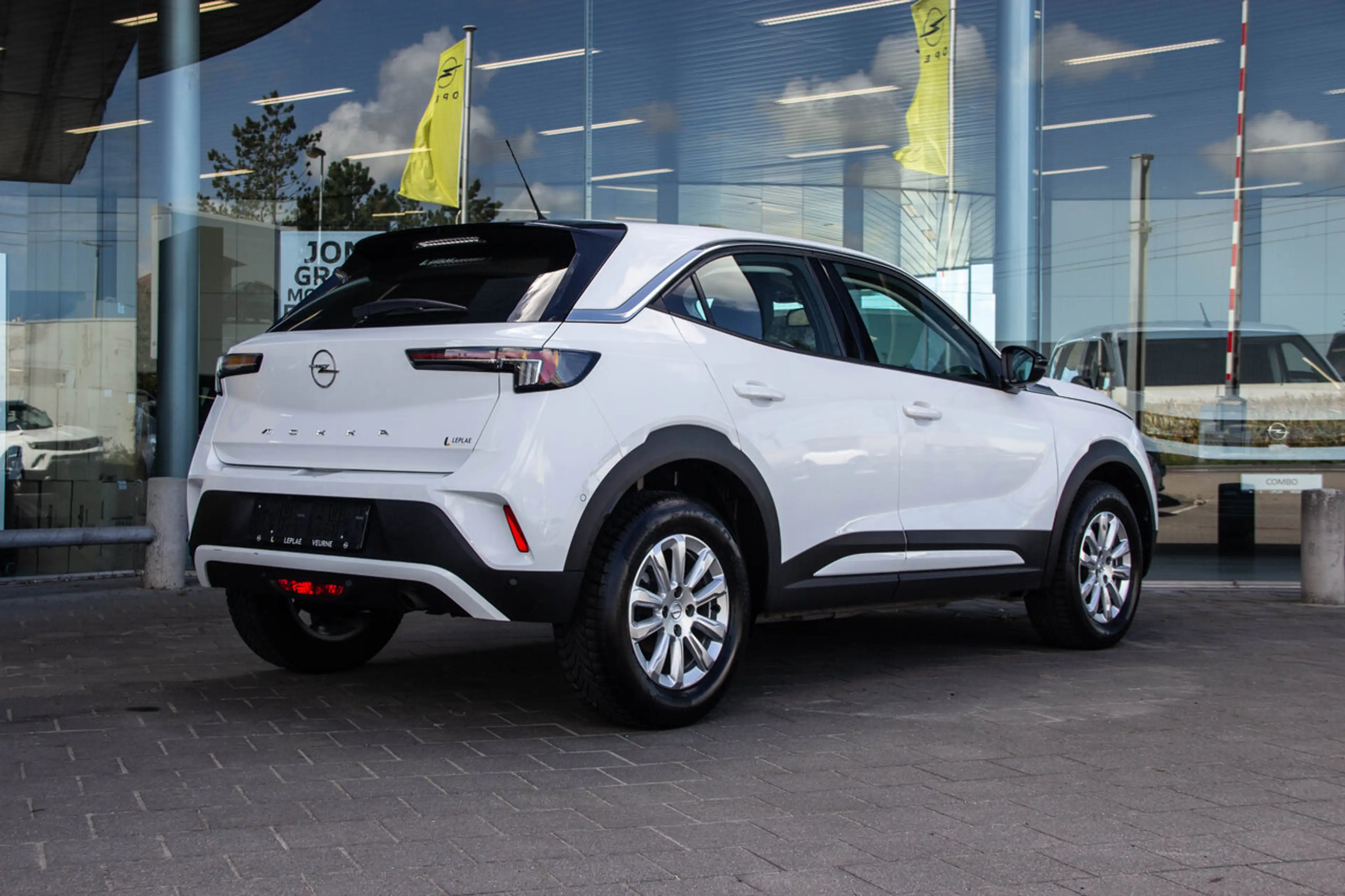 Opel Mokka EDITION 1.2T 100PK |GPS|CAMERA| — photo 2