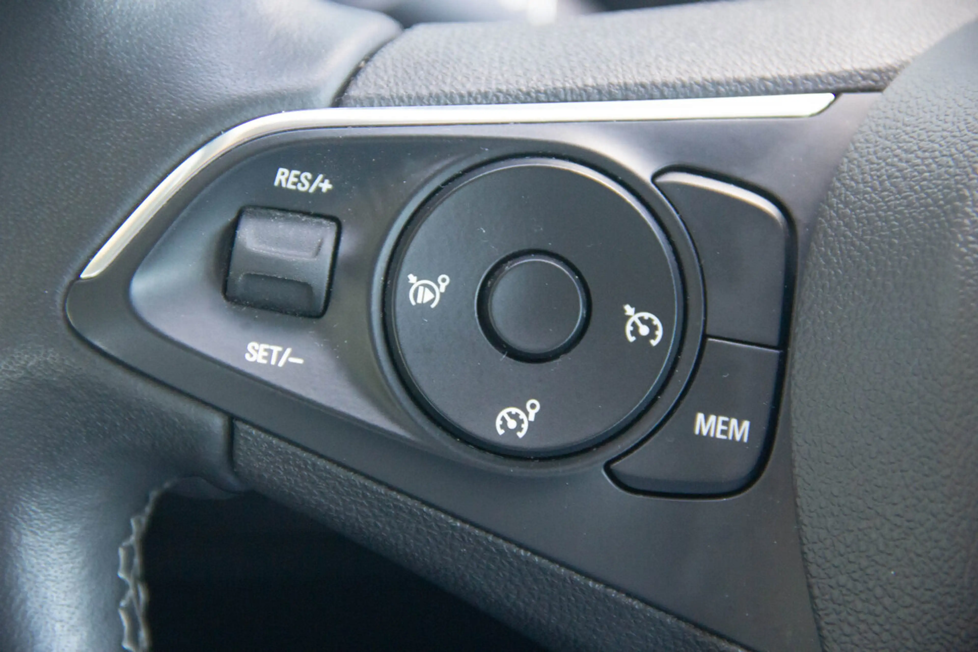 Opel Mokka EDITION 1.2T 100PK |GPS|CAMERA| — photo 16