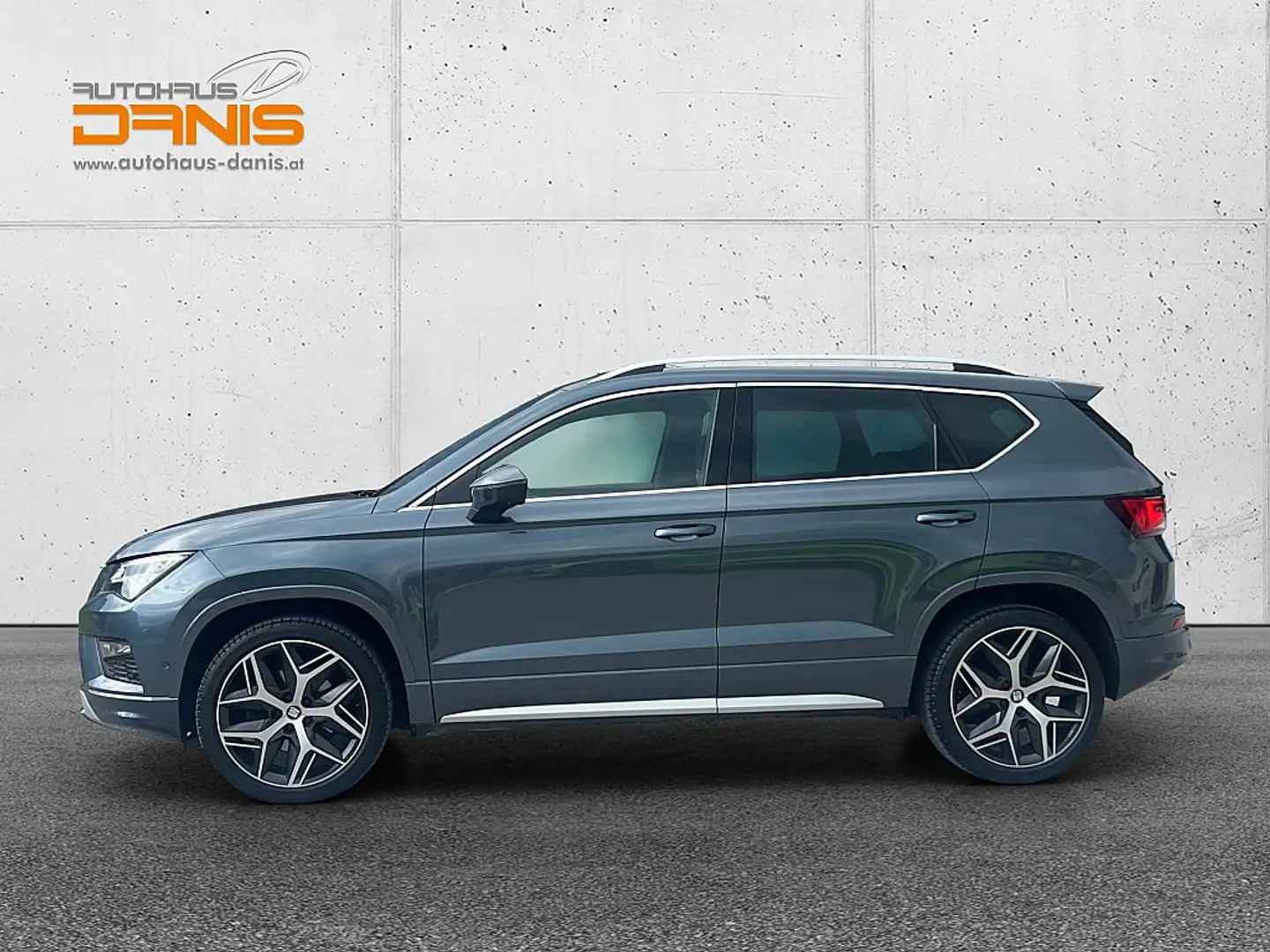 SEAT Ateca 1,5 FR TSI NAVI/KESSY/Virtual/ACC/Leder/LED Grau - 2