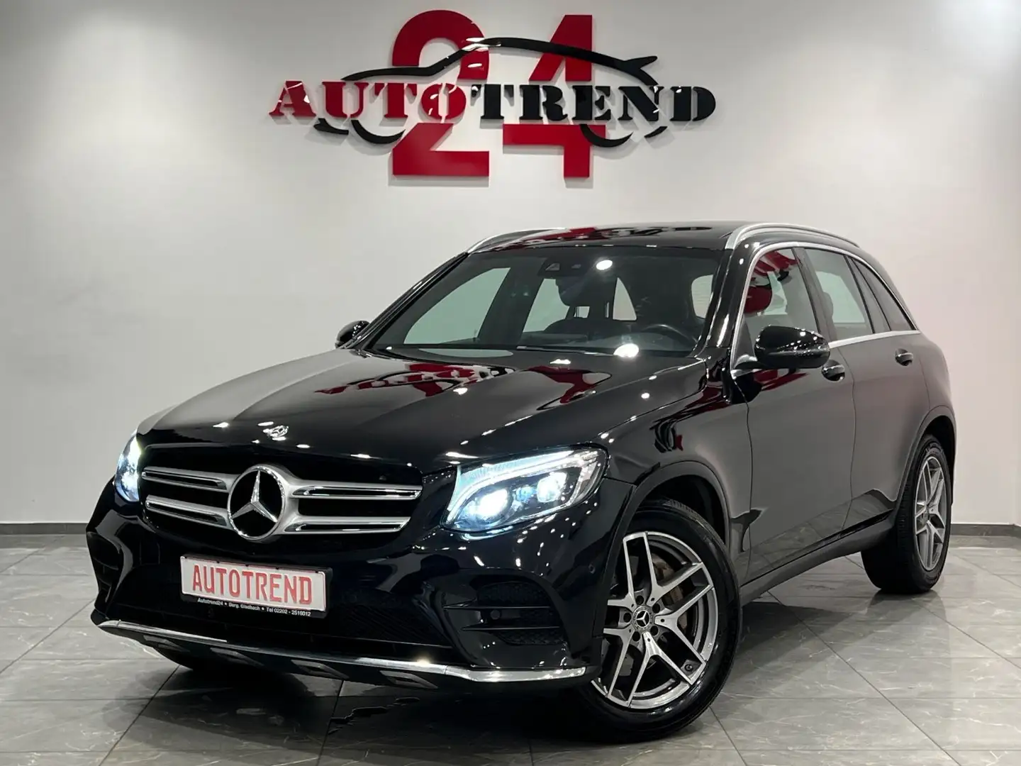 Mercedes-Benz GLC 250 4Matic AMG-LINE PANORAMA+KAMERA+LED Schwarz - 1