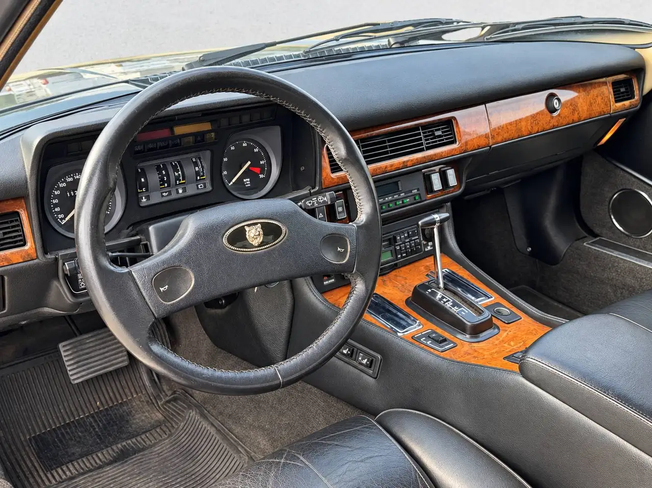 Jaguar XJS, foto 11