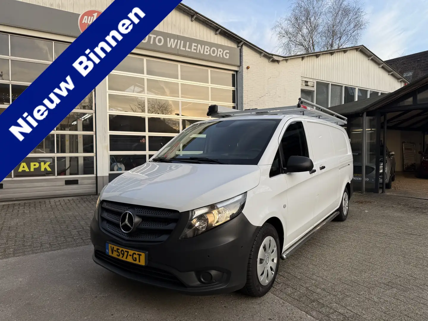 Mercedes-Benz Vito 111 CDI Extra Lang incl inrichting Wit - 1