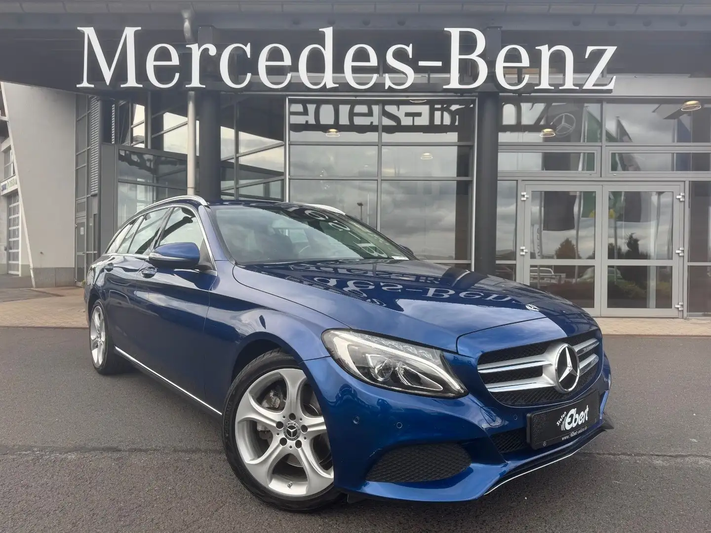 Mercedes-Benz C 300 T Avantgarde+Ambiente+LED+IHC+SpiegelP Blauw - 1