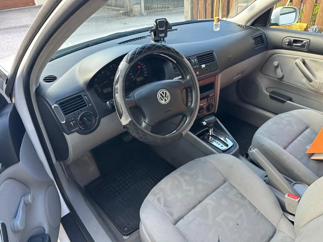 Volkswagen Bora 1,6 Comfortline Aut. Pickerl NEU bei VW – gültig b, foto 6