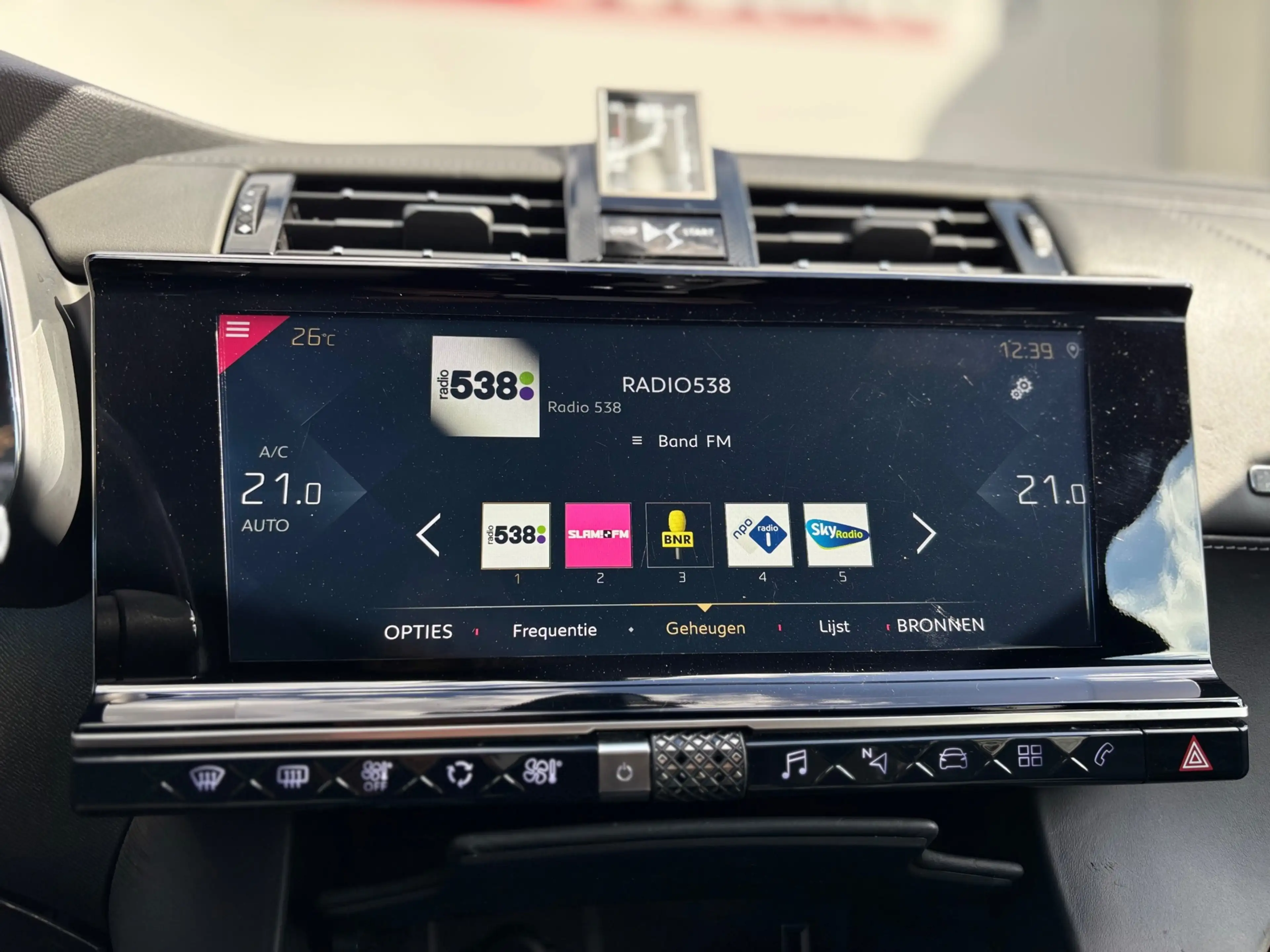 DS Automobiles DS 7 Crossback 1.6 PureTech So Chic|Memory|LED||Carplay — photo 43