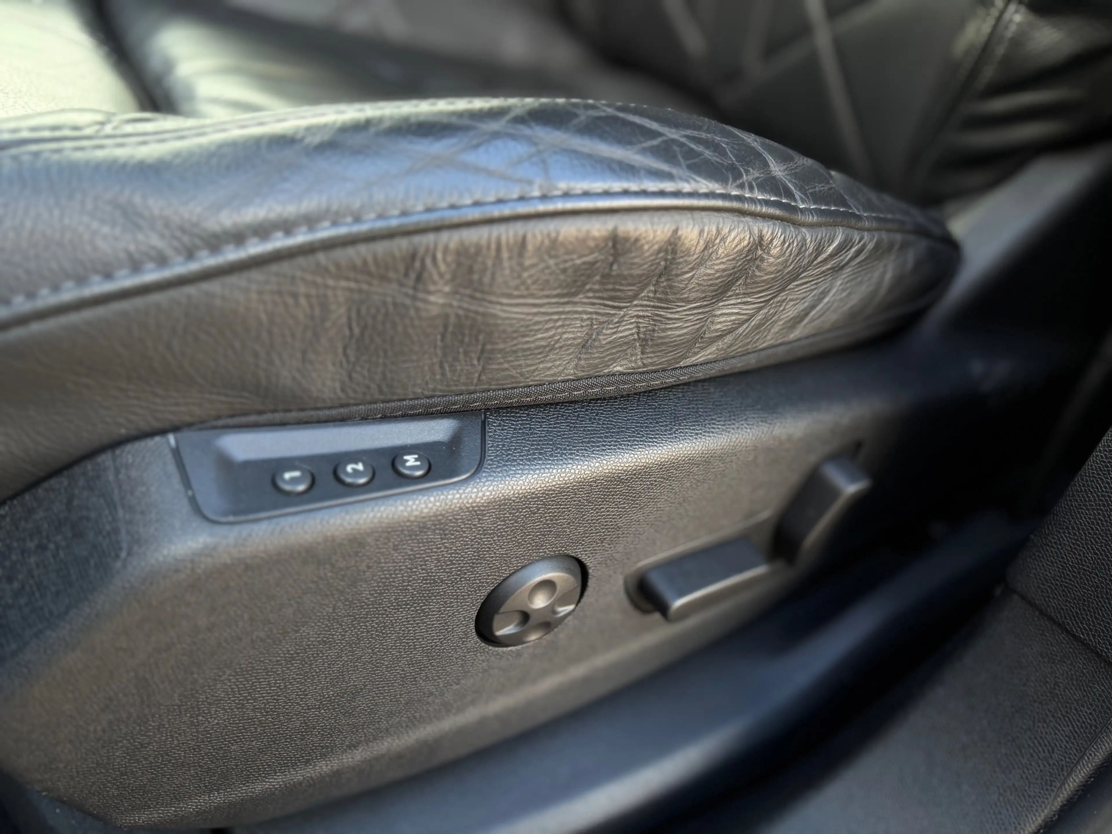 DS Automobiles DS 7 Crossback 1.6 PureTech So Chic|Memory|LED||Carplay — photo 23