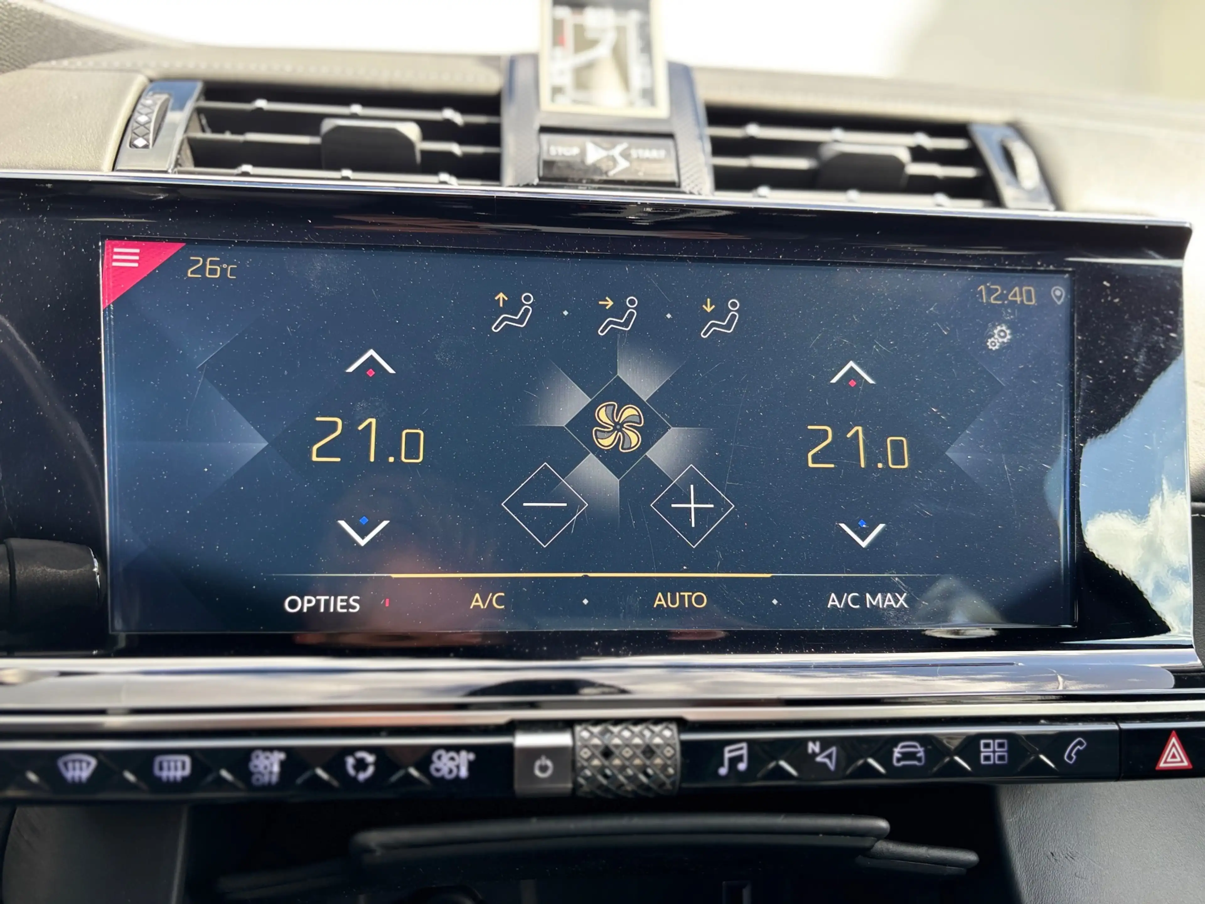 DS Automobiles DS 7 Crossback 1.6 PureTech So Chic|Memory|LED||Carplay — photo 45