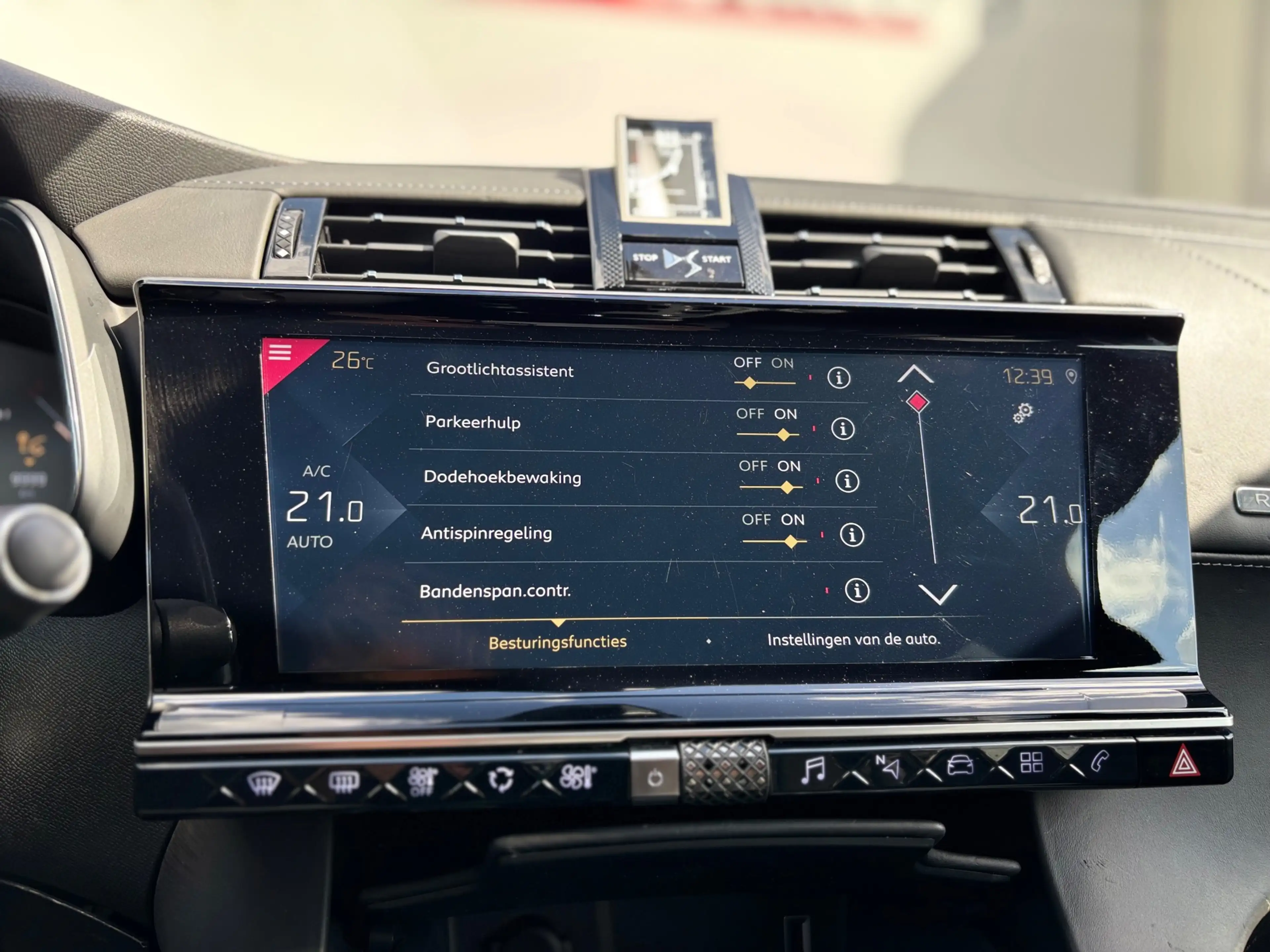 DS Automobiles DS 7 Crossback 1.6 PureTech So Chic|Memory|LED||Carplay — photo 39