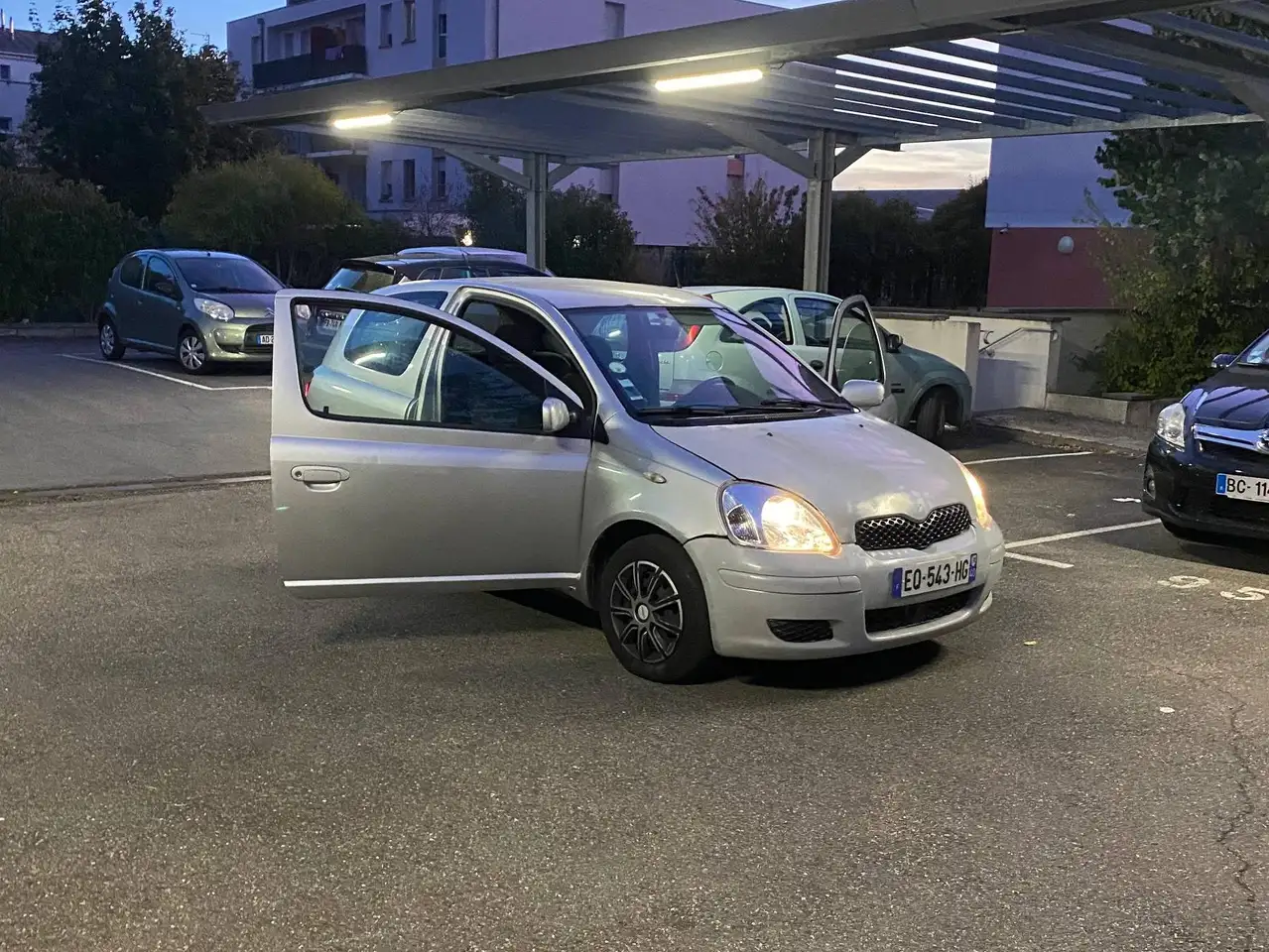 Toyota Yaris Yaris — photo 4