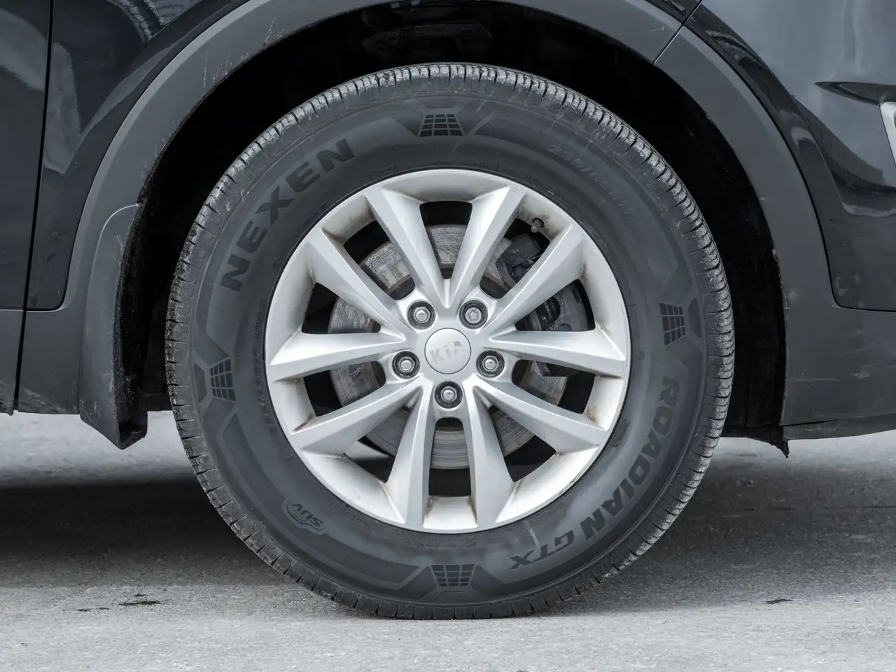 Kia Sorento photo Kia Sorento