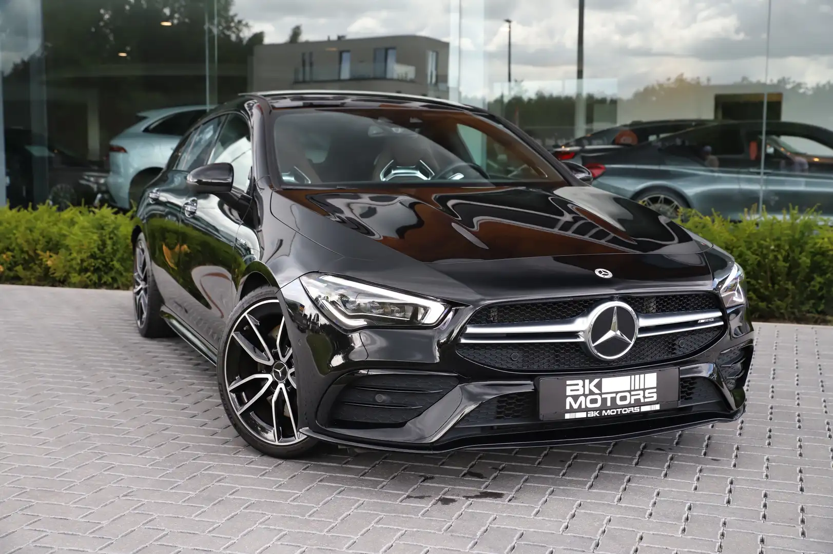 Mercedes-Benz CLA 35 AMG 4Matic Shooting Speedshift 7G-DCT I Bucket Seats - 2