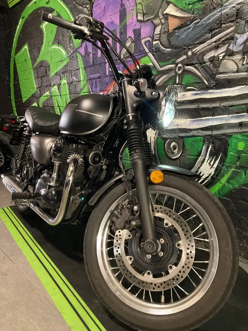 Kawasaki W 800 Noir - 2