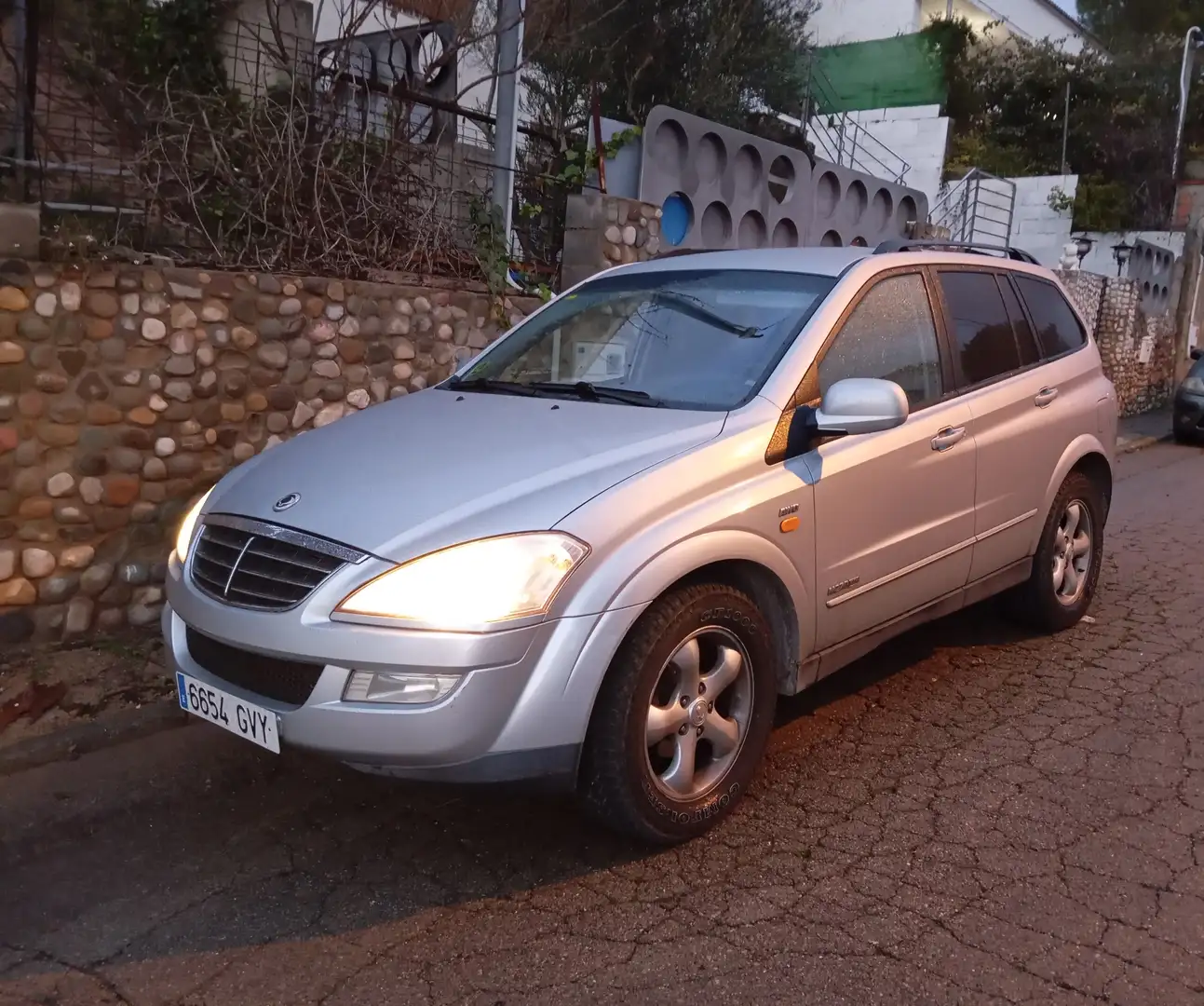 SsangYong Kyron Kyron 270Xdi Premium Aut. - 1