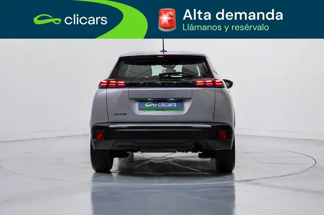 Peugeot 2008 view 4