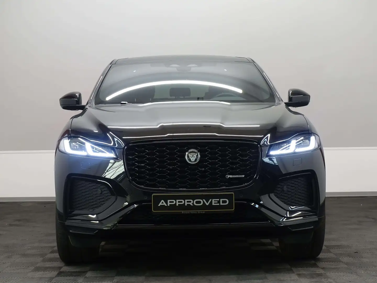 Jaguar F-Pace P400e R-Dynamic SE Auto AWD Noir - 2