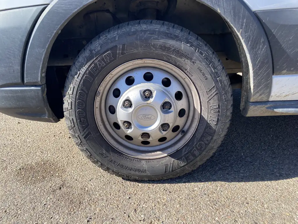 2021 Ford Transit Cargo Van T250 High Roof 148 | AWD | Rain Sensing Whipers | — photo 4
