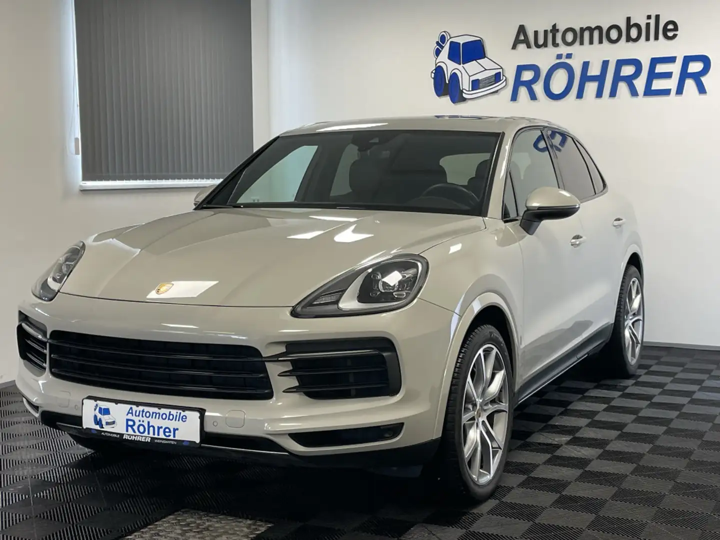 Porsche Cayenne S Approved Sport-Chrono Off-Road PASM Bej - 1