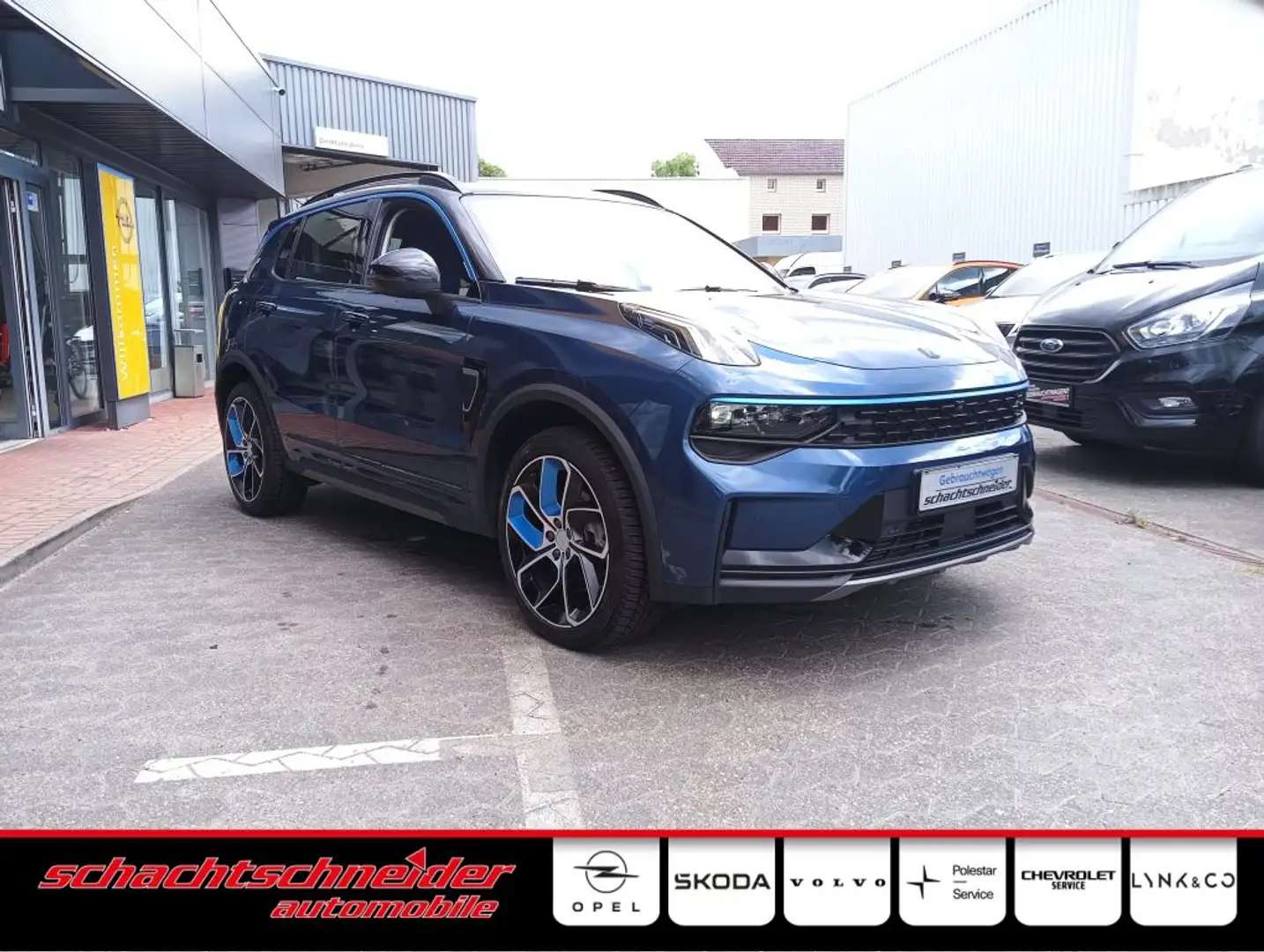 Lynk & Co 01 01 PHEV+AHZV+ACC+Panorama Blau - 1