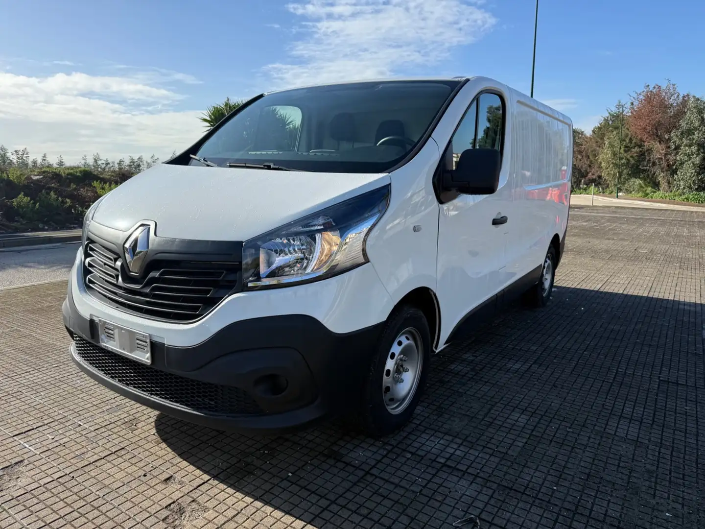 Renault Trafic Trafic T29 1.6 dCi 95CV PC-TN Furgone Blanc - 1