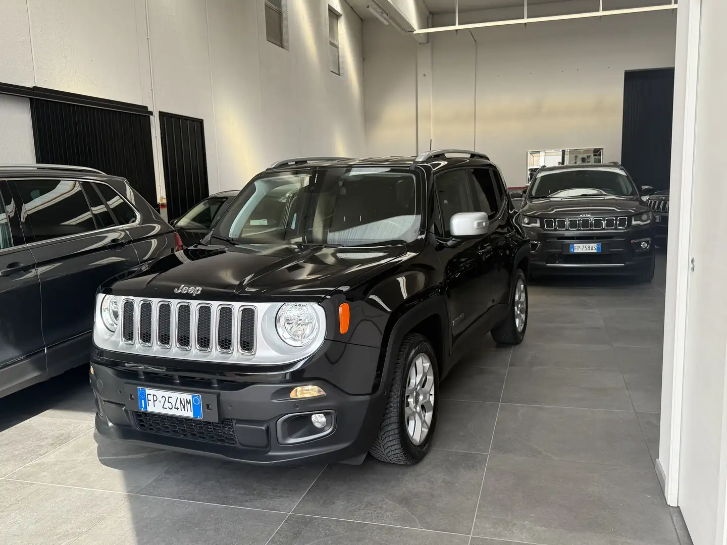 Jeep Renegade 1.6 mjt Limited fwd 120cv auto my18 - 2