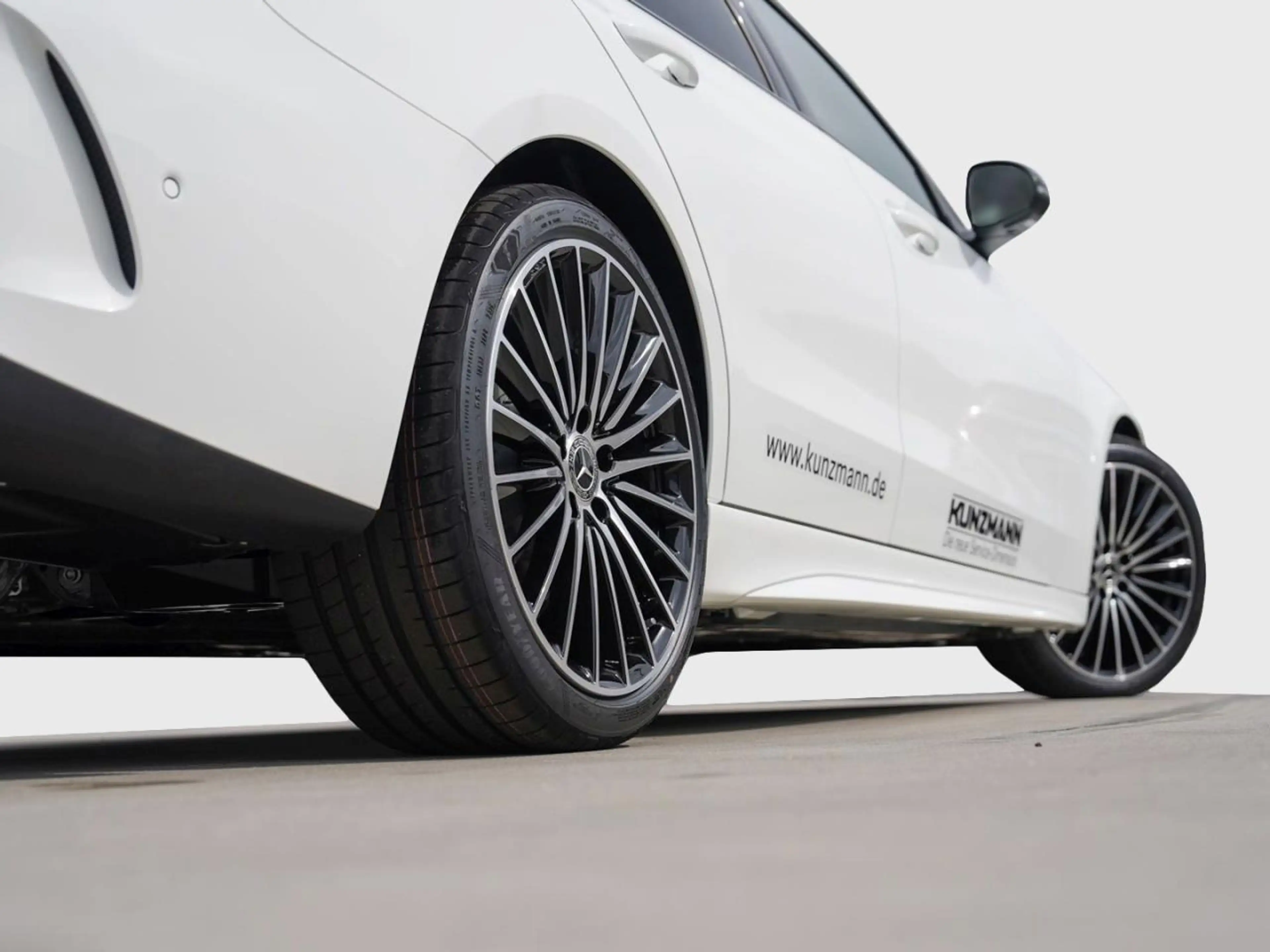 Mercedes-Benz C 200 d T-Modell AMG Night Distronic 360 Panorama — photo 5