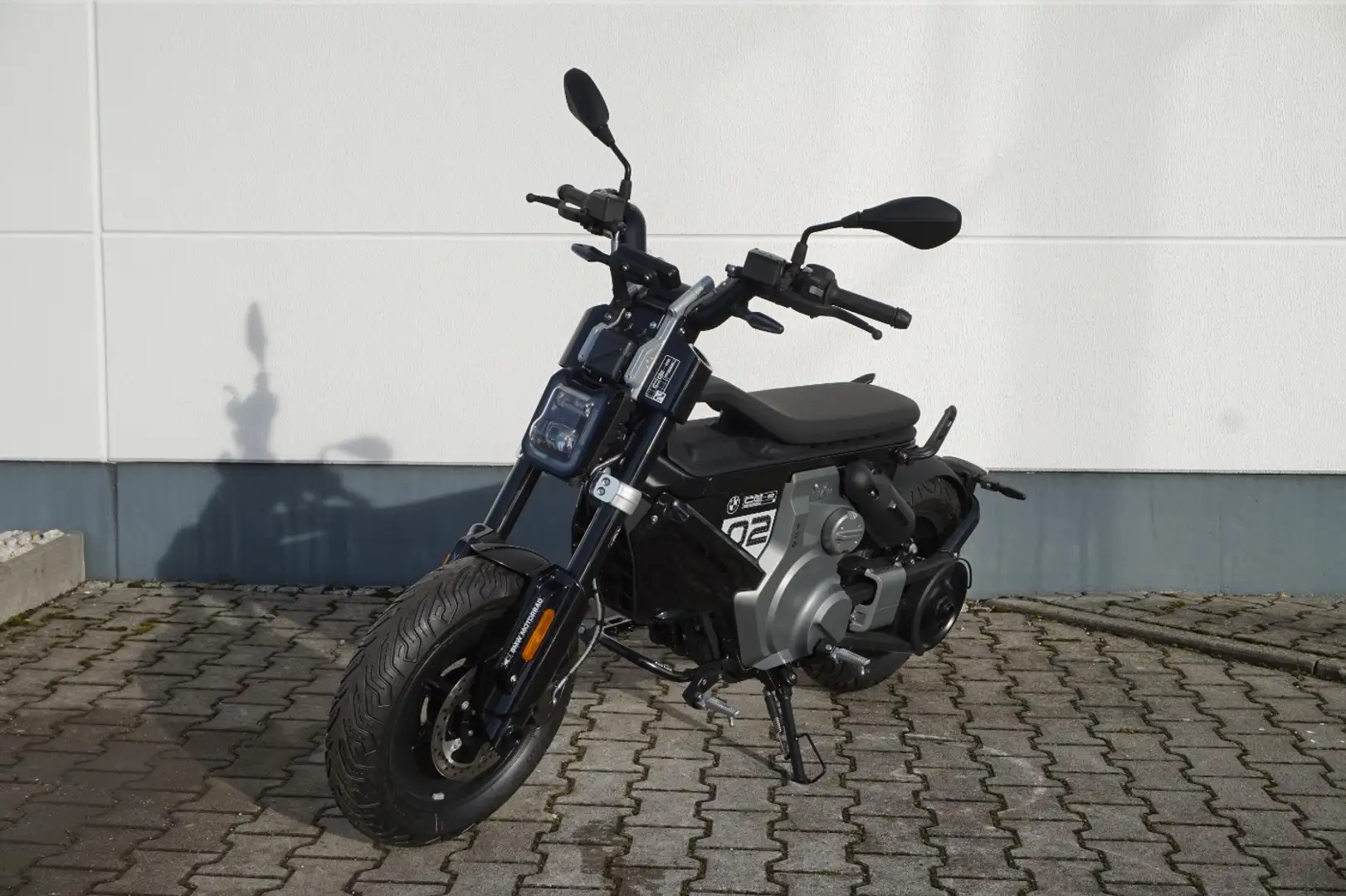 BMW CE 02 AM (KRAD) fahrbar ab 15 Jahre mit Führersche Schwarz - 2