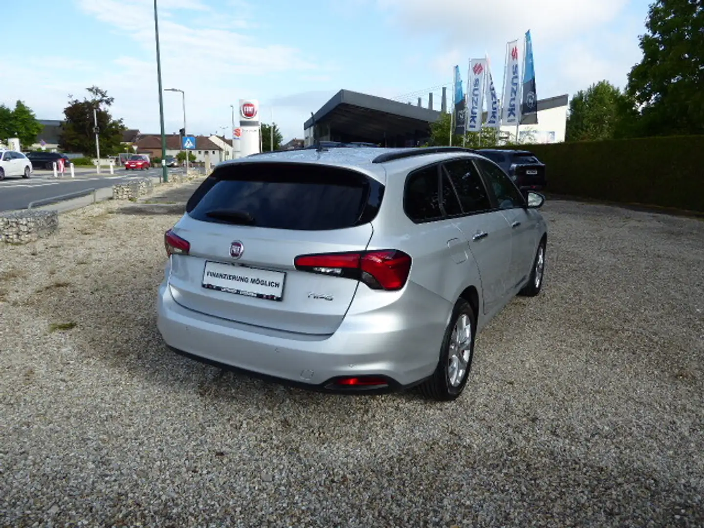Fiat Tipo 1,3 MultiJet II 95 Start&Stop Easy Silber - 2