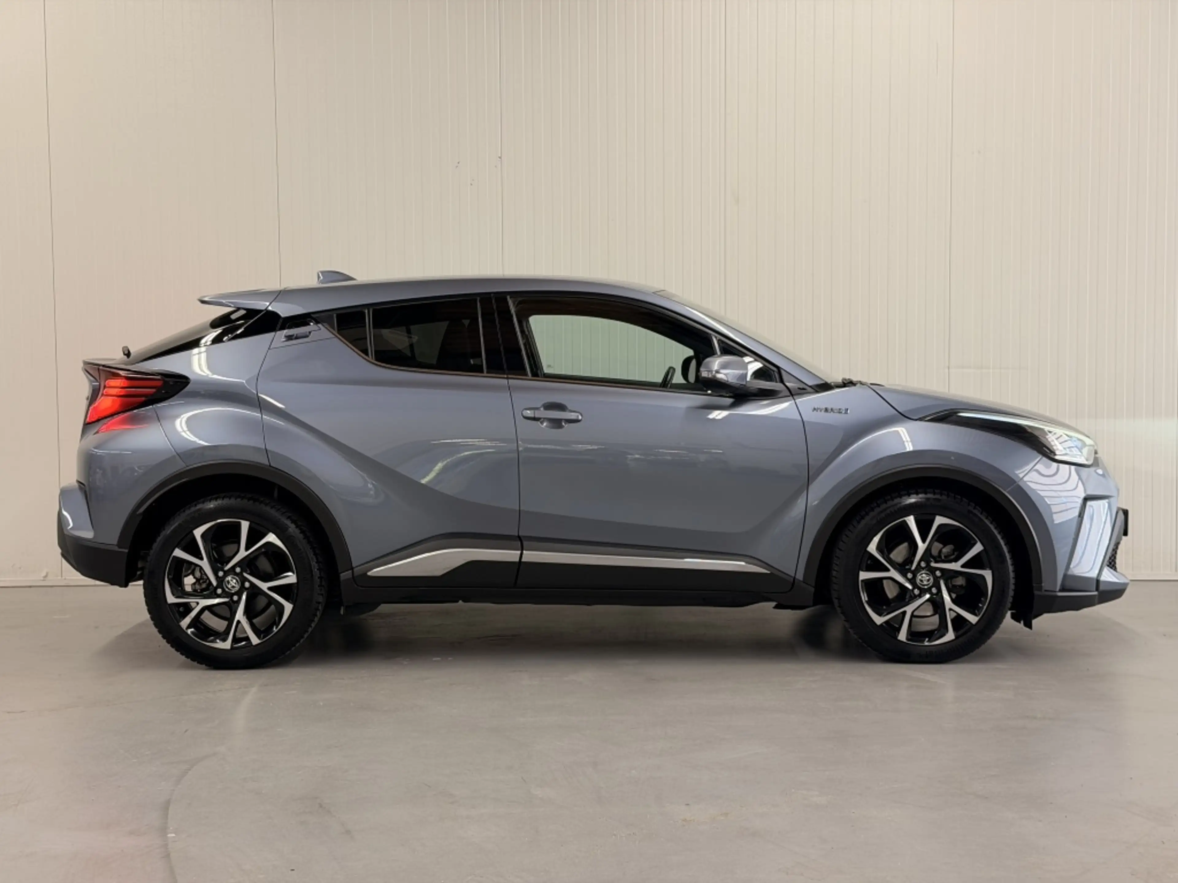 Toyota C-HR 1.8 Hyb. First Edit. — photo 9
