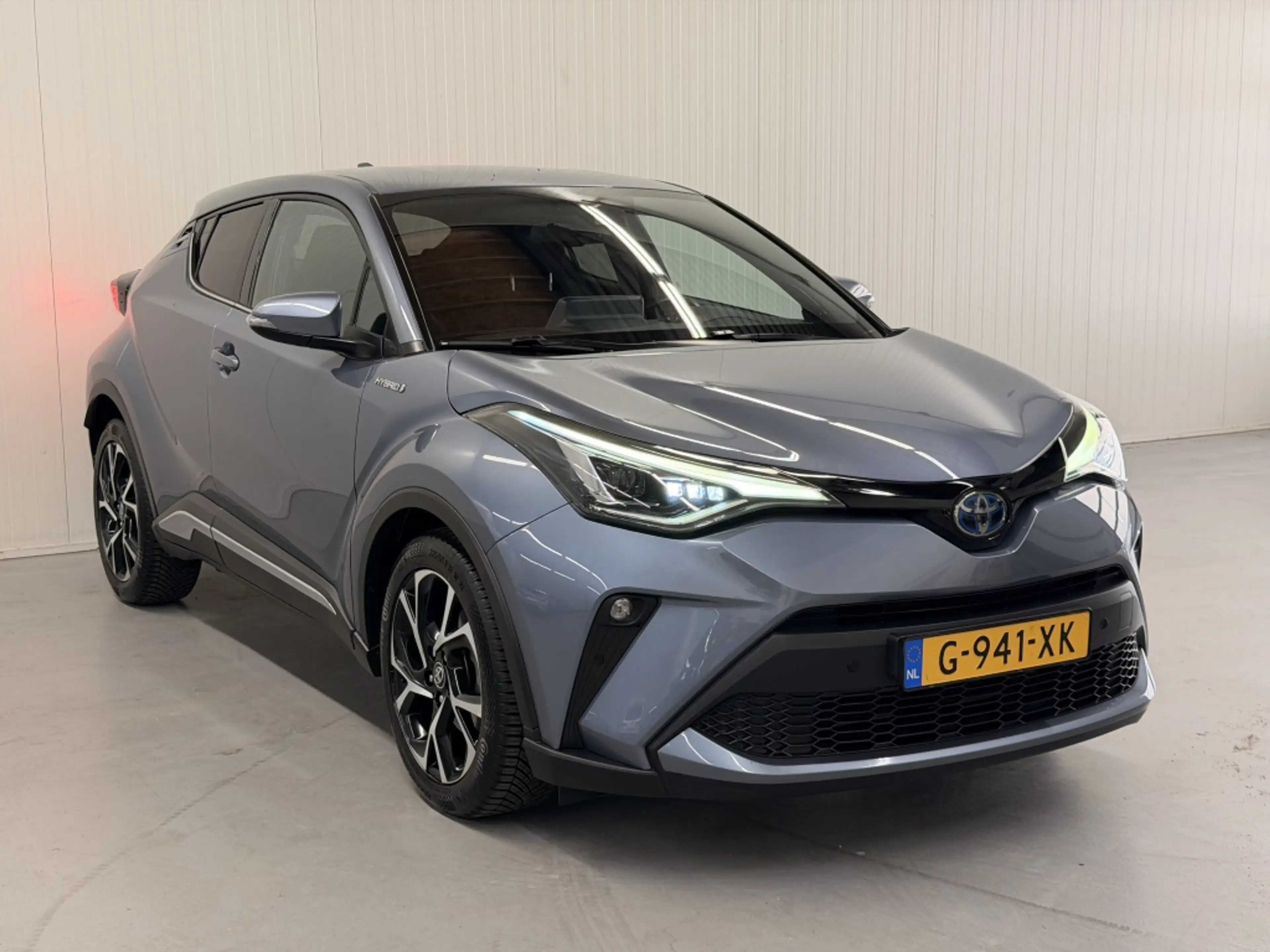 Toyota C-HR 1.8 Hyb. First Edit. — photo 8