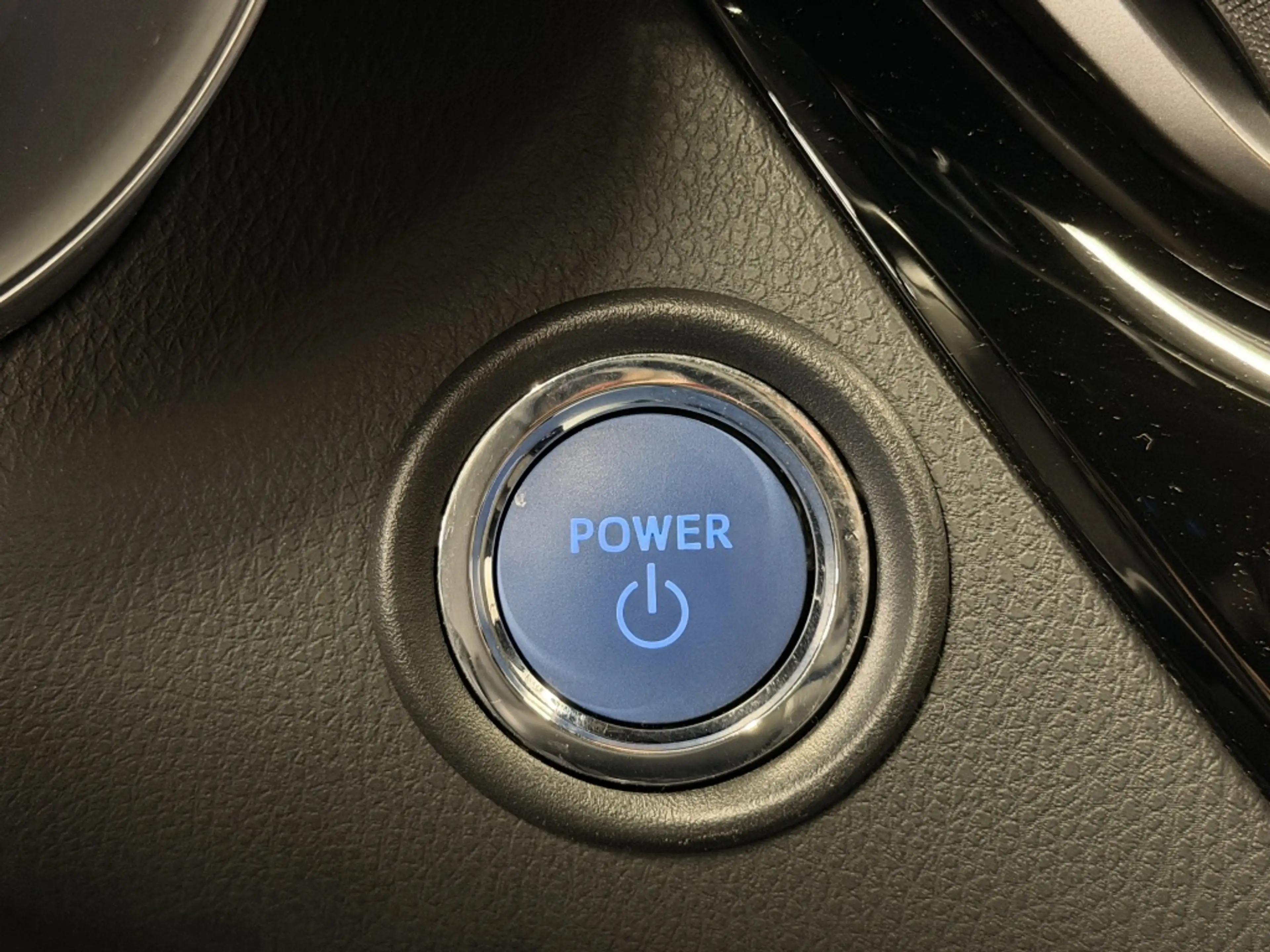 Toyota C-HR 1.8 Hyb. First Edit. — photo 27