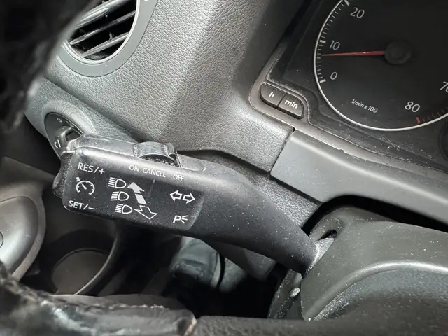 Volkswagen Golf Plus view 15